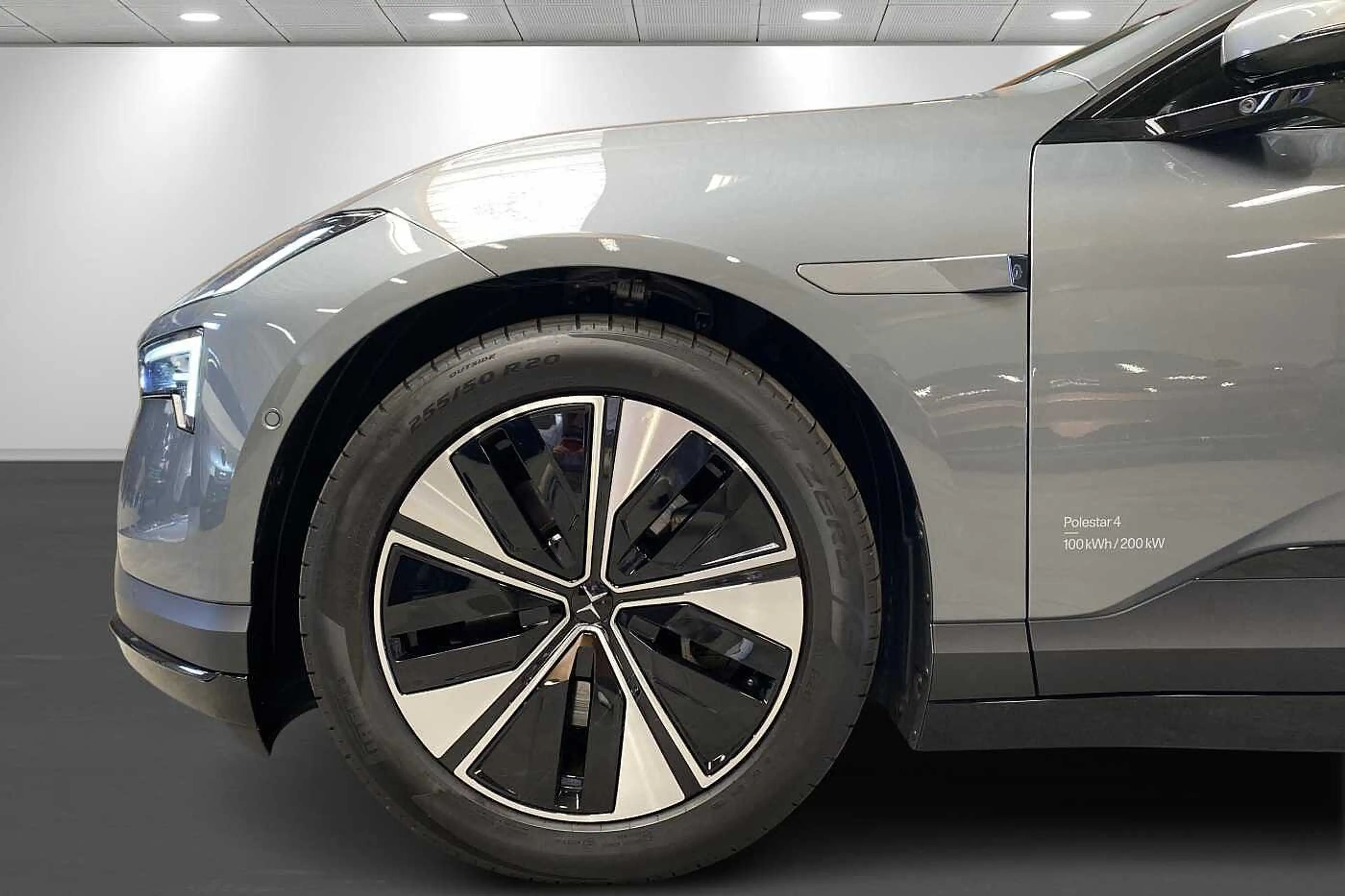 Polestar 4 Coupe SM — photo 4