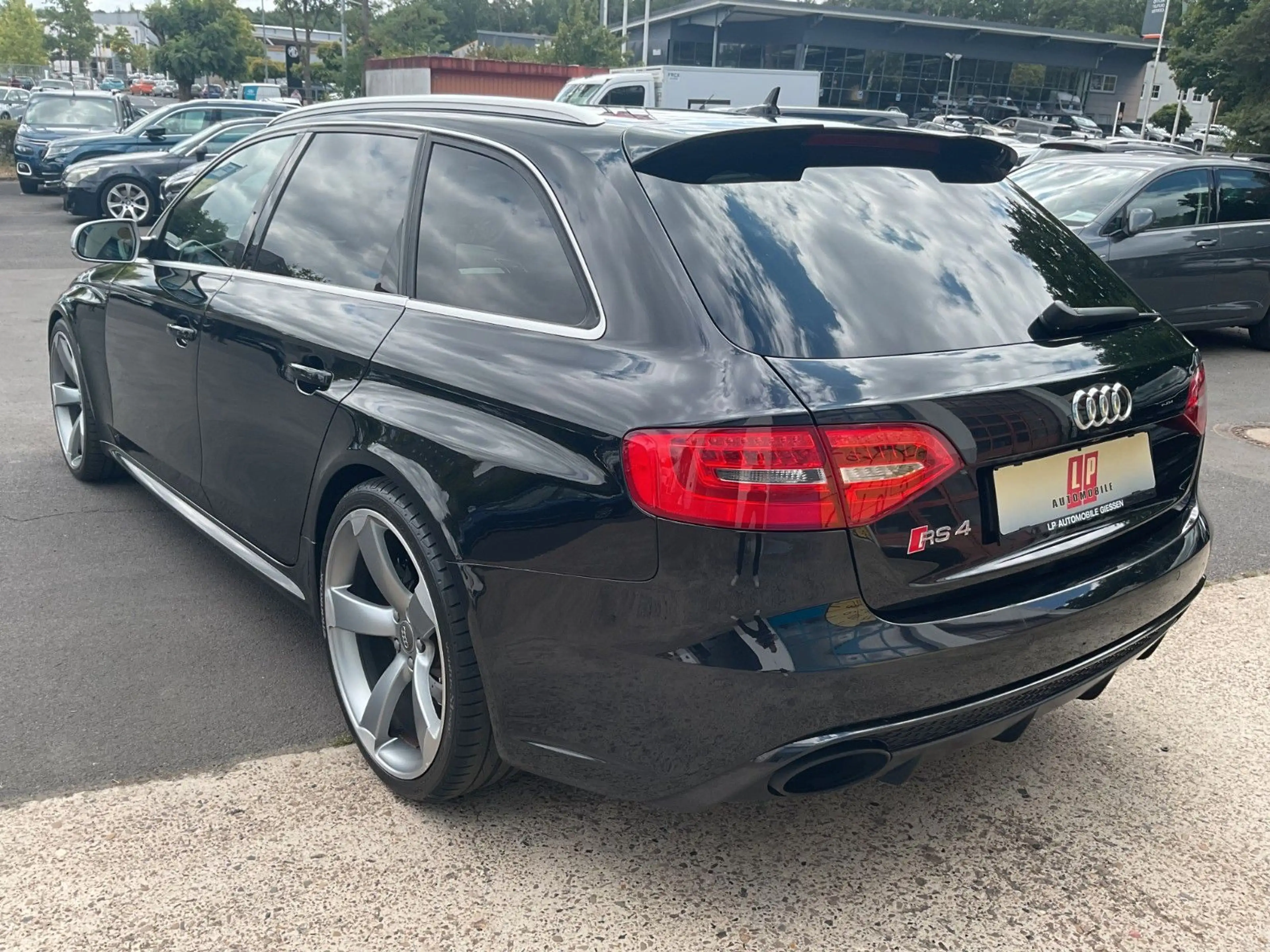 Audi RS4 Avant 4.2 FSI quattro PANO LED ACC Kamera — photo 7