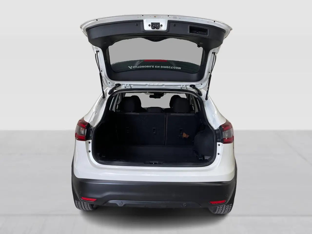 Nissan Qashqai снимка Nissan Qashqai
