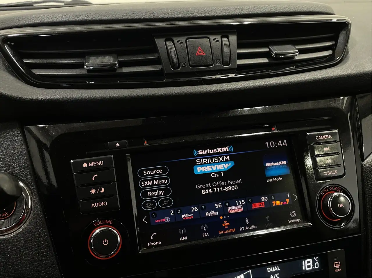 Nissan Qashqai снимка Nissan Qashqai