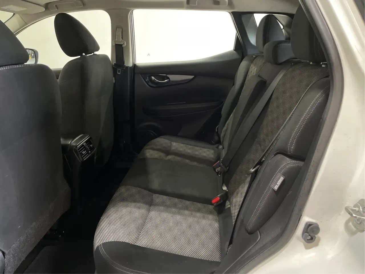 Nissan Qashqai снимка Nissan Qashqai