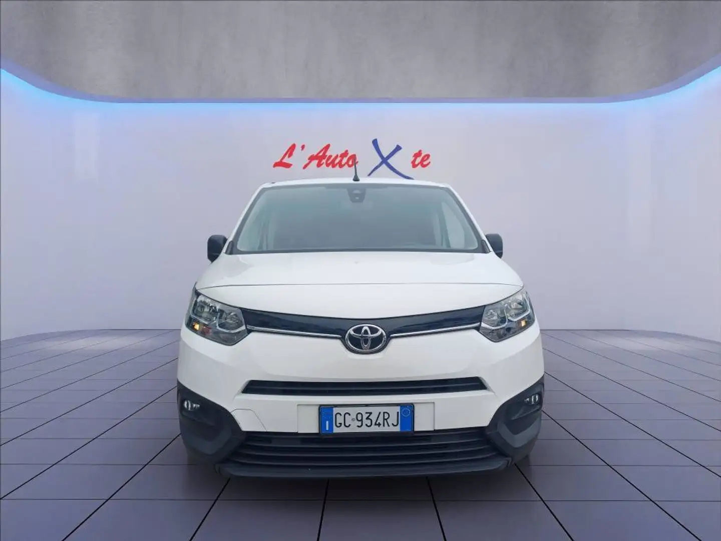 Toyota Proace City 1.5D 100cv S&S L1 D Ground Bianco - 2