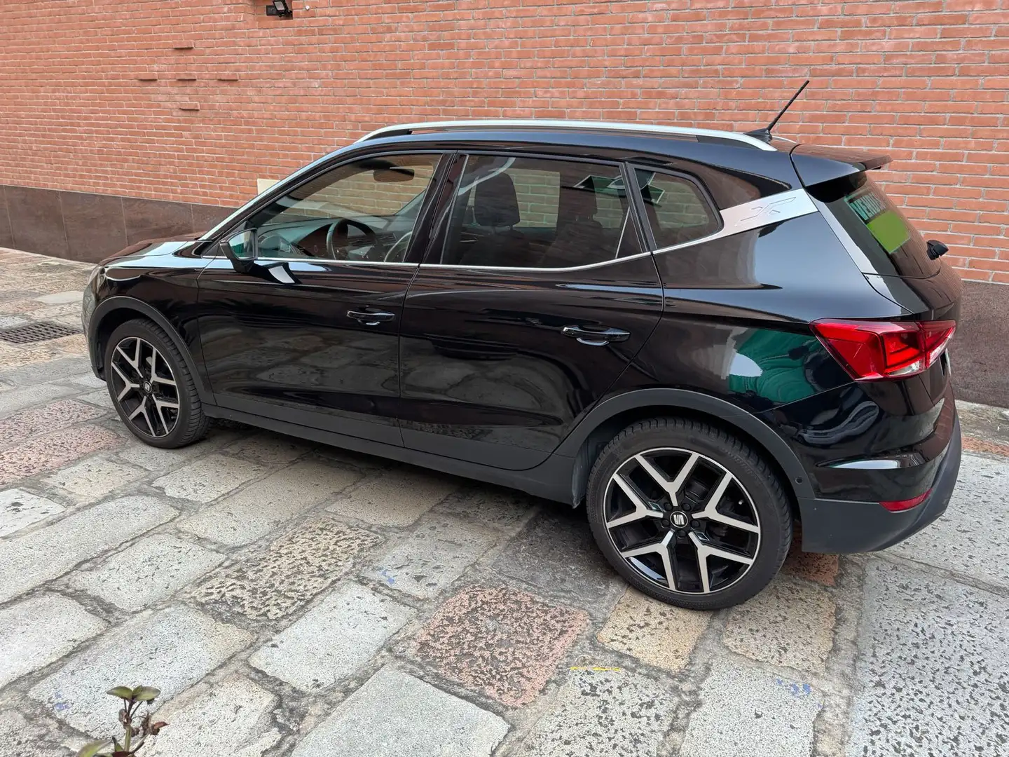 SEAT Arona Arona 1.5 TSI EVO ACT FR 150cv DSG Nero - 1
