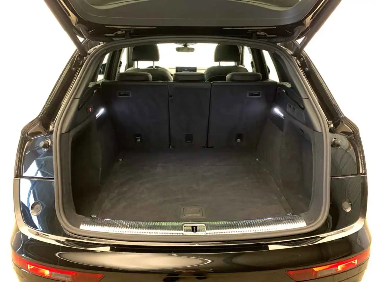 Audi SQ5 TDI *STDHZ*PANO*AHK*ACC*HUD*21"*LEDER*R-CAM* 8