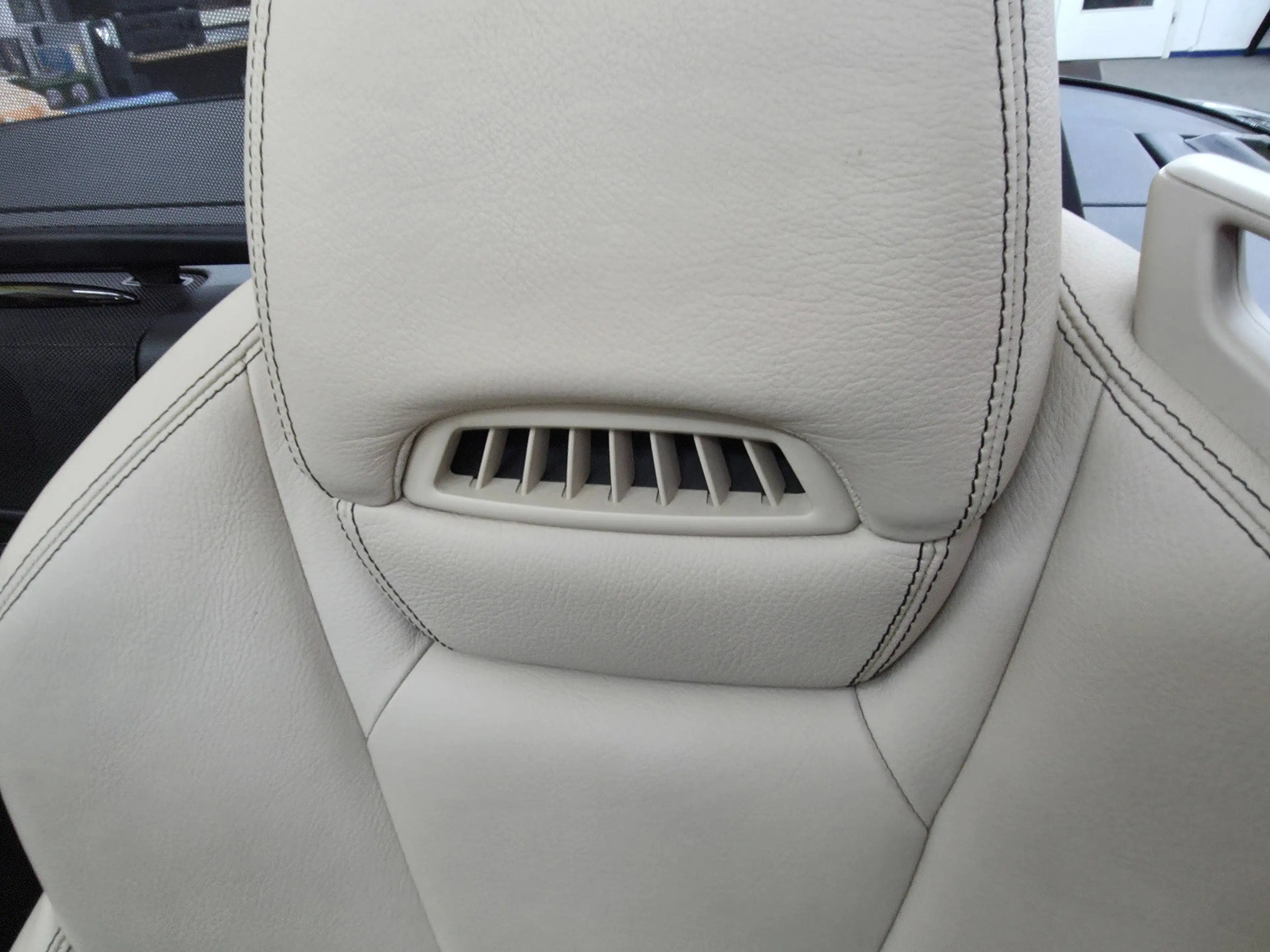 Mercedes-Benz SLK 200 SLK-Klasse BlueEFF. Klima,Leder,Airscarf,Navi,PTS,Tempo,Shz,Panoramadach — photo 9