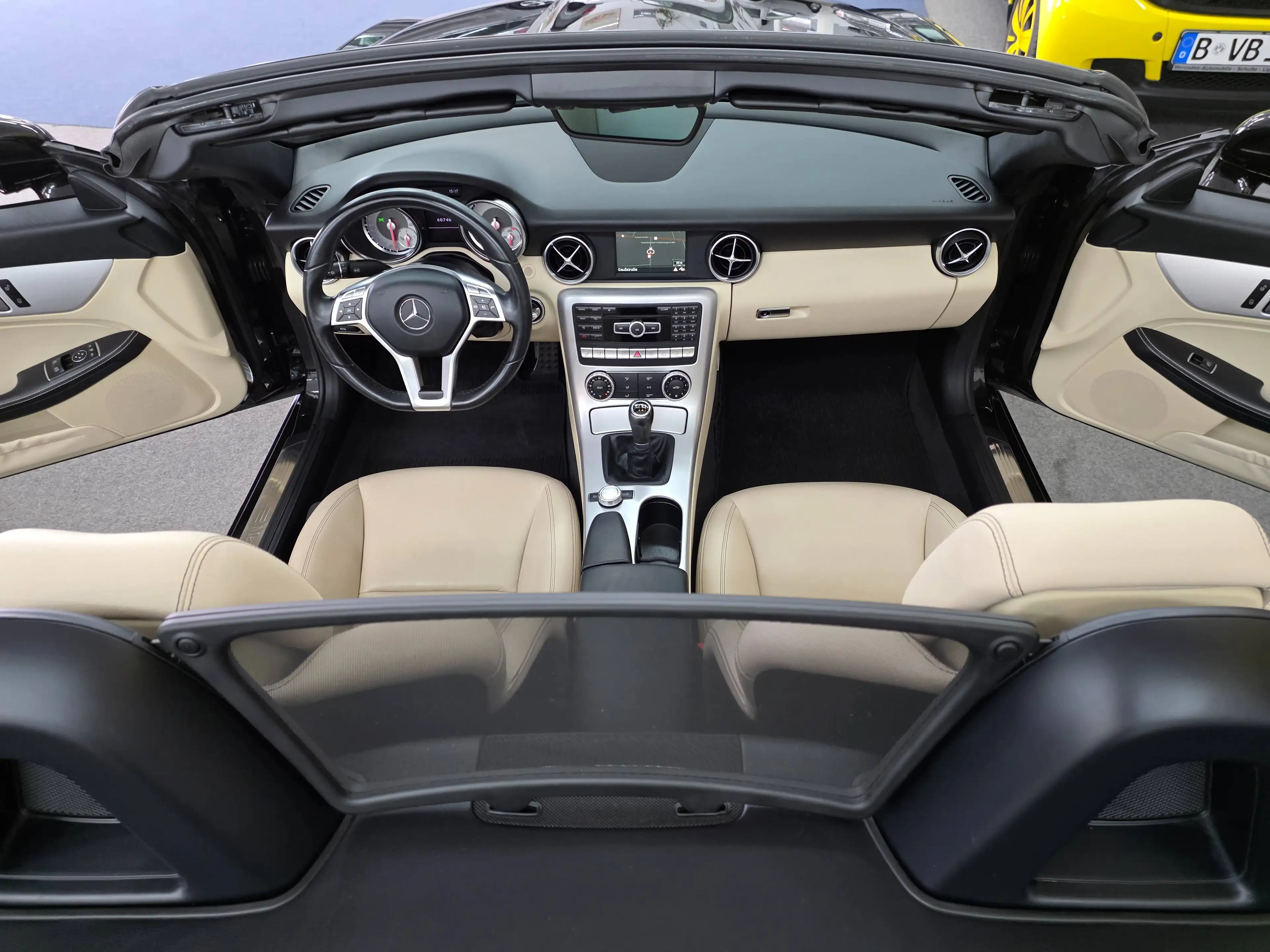 Mercedes-Benz SLK 200 SLK-Klasse BlueEFF. Klima,Leder,Airscarf,Navi,PTS,Tempo,Shz,Panoramadach — photo 16