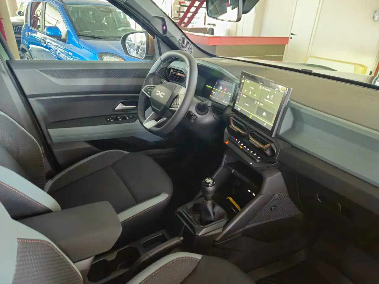 Dacia Duster 2026 — фото 12
