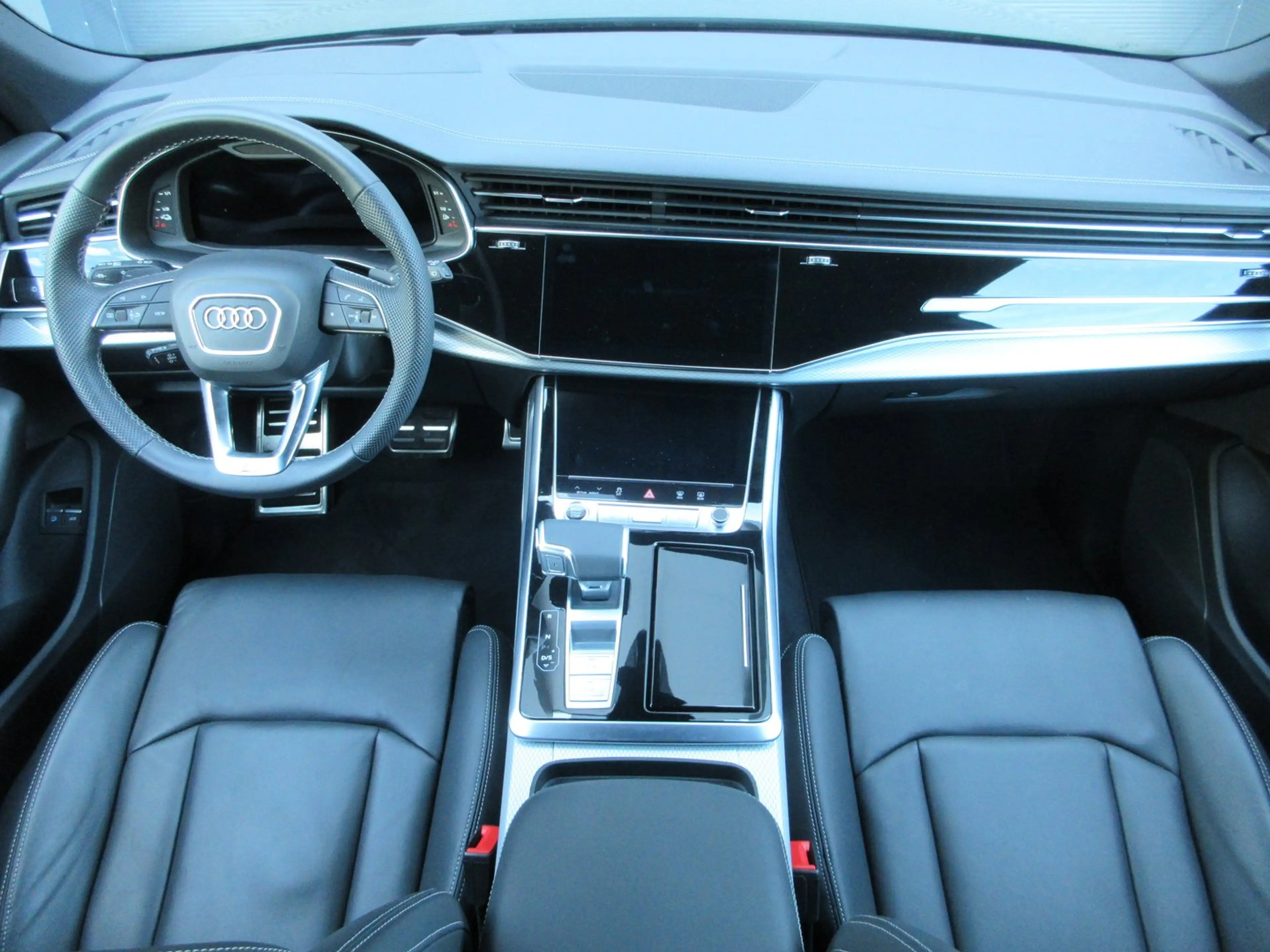 Audi Q8 e-hybrid quattro 290 kW — photo 13