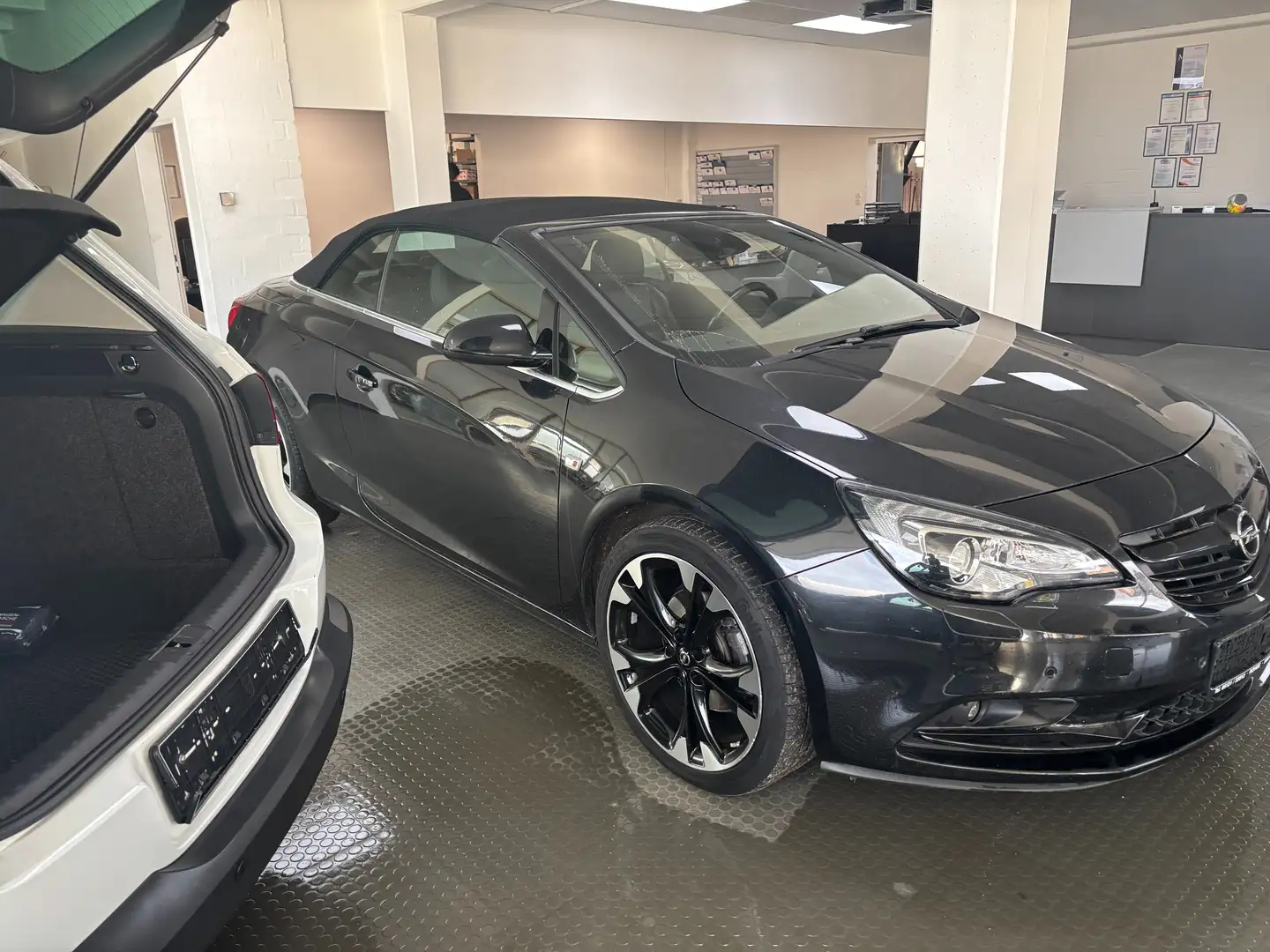 Opel Cascada Innovation ecoFlex Schwarz - 2