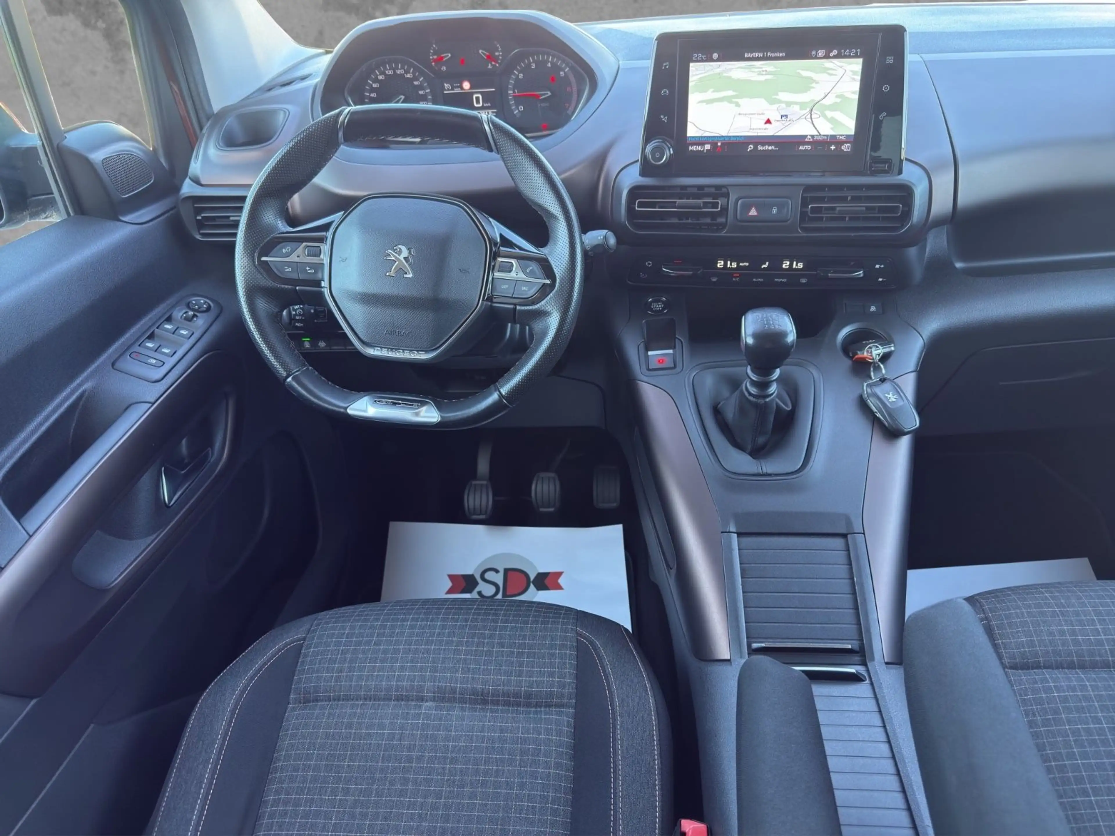 Peugeot Rifter PureTech 110 GT-Line LED Navi DAB 1-Hand — photo 9