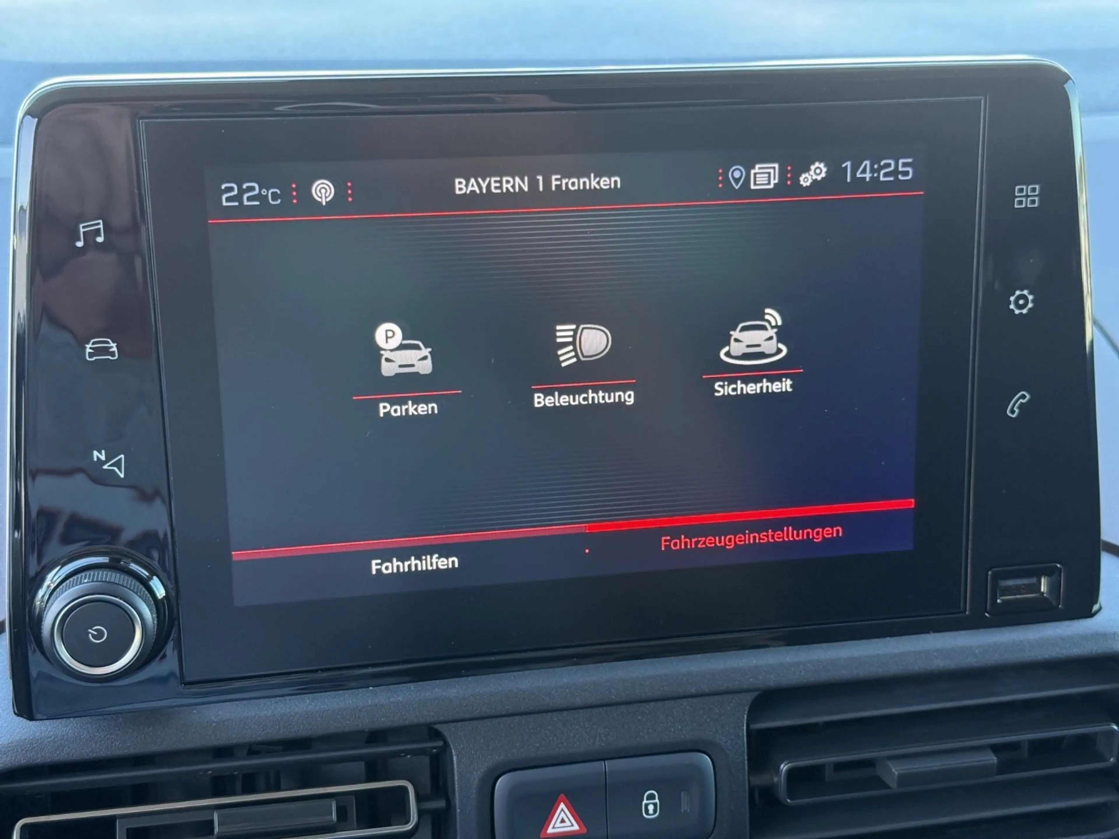 Peugeot Rifter PureTech 110 GT-Line LED Navi DAB 1-Hand — photo 14