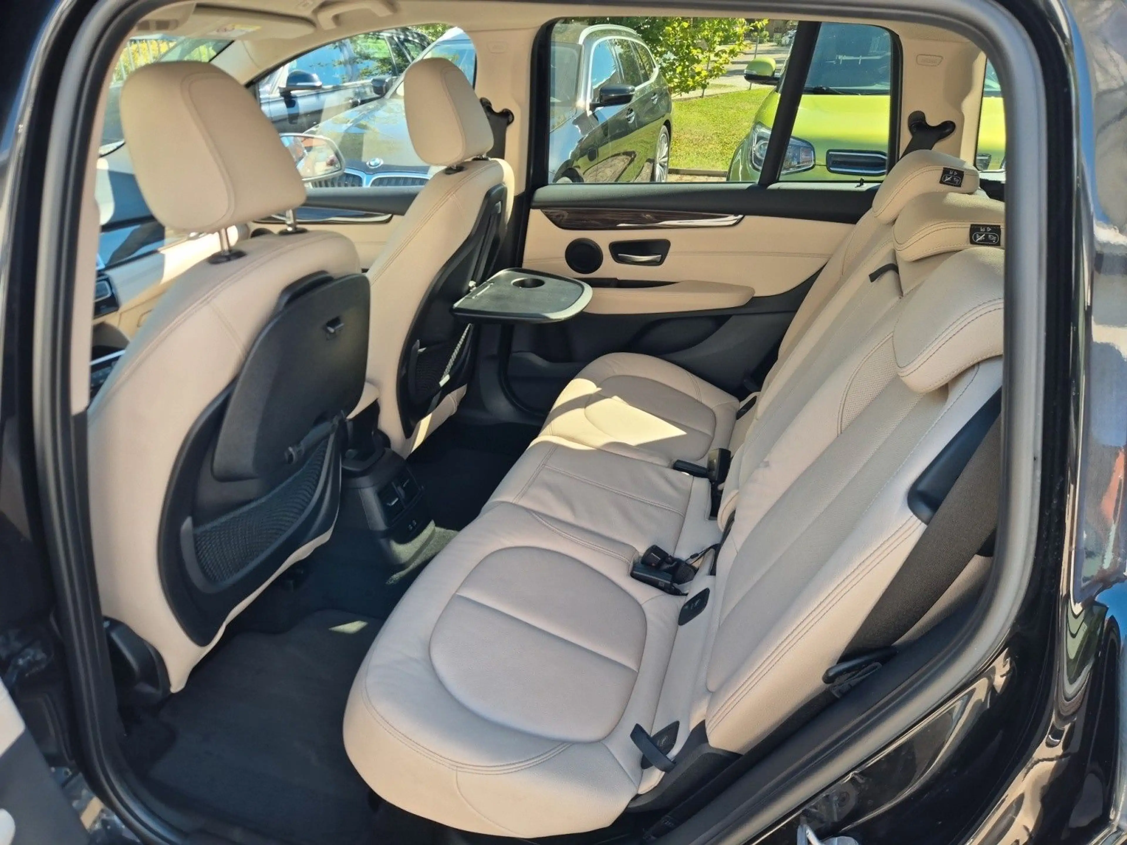 BMW 218 Luxury Line 7-Sitzer/Leder/LED — photo 15