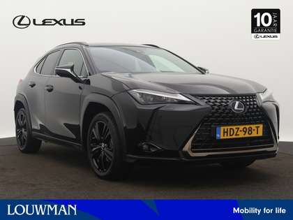 Lexus UX 250h Black Edition | Dodehoekdetector | 18" LM Velgen |