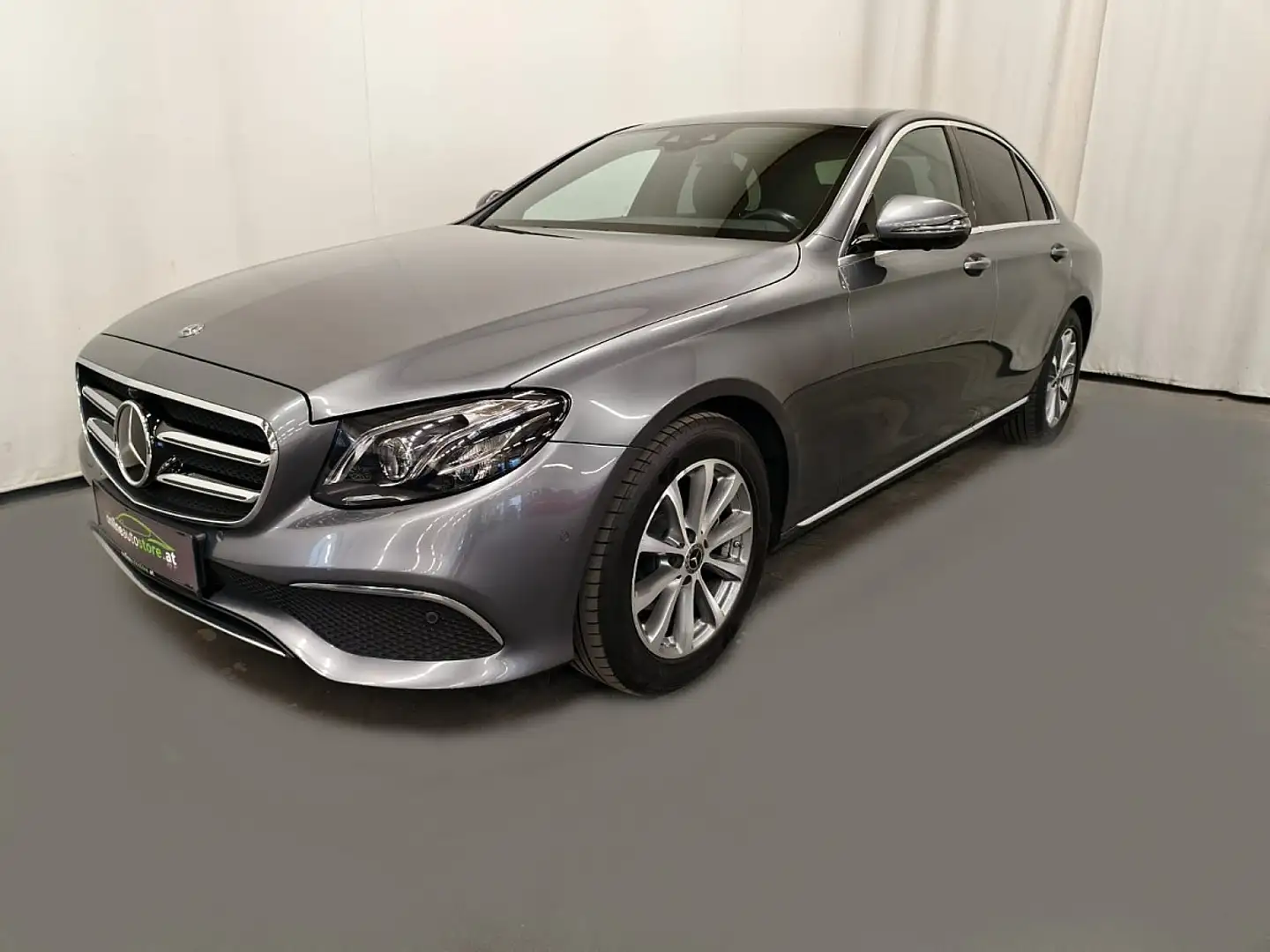 Mercedes-Benz E 200 d Aut. Multi-LED, Memo P., 360°, Widescreen Grau - 1