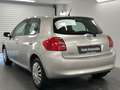 Toyota Auris Luna Klima MFL Scheckheft gepflegt Silber - thumbnail 9