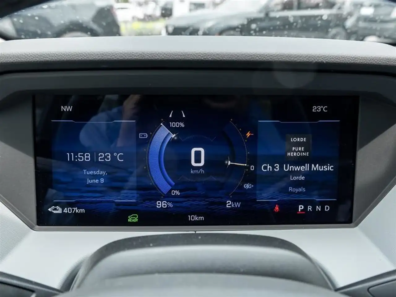Chevrolet Bolt photo Chevrolet Bolt