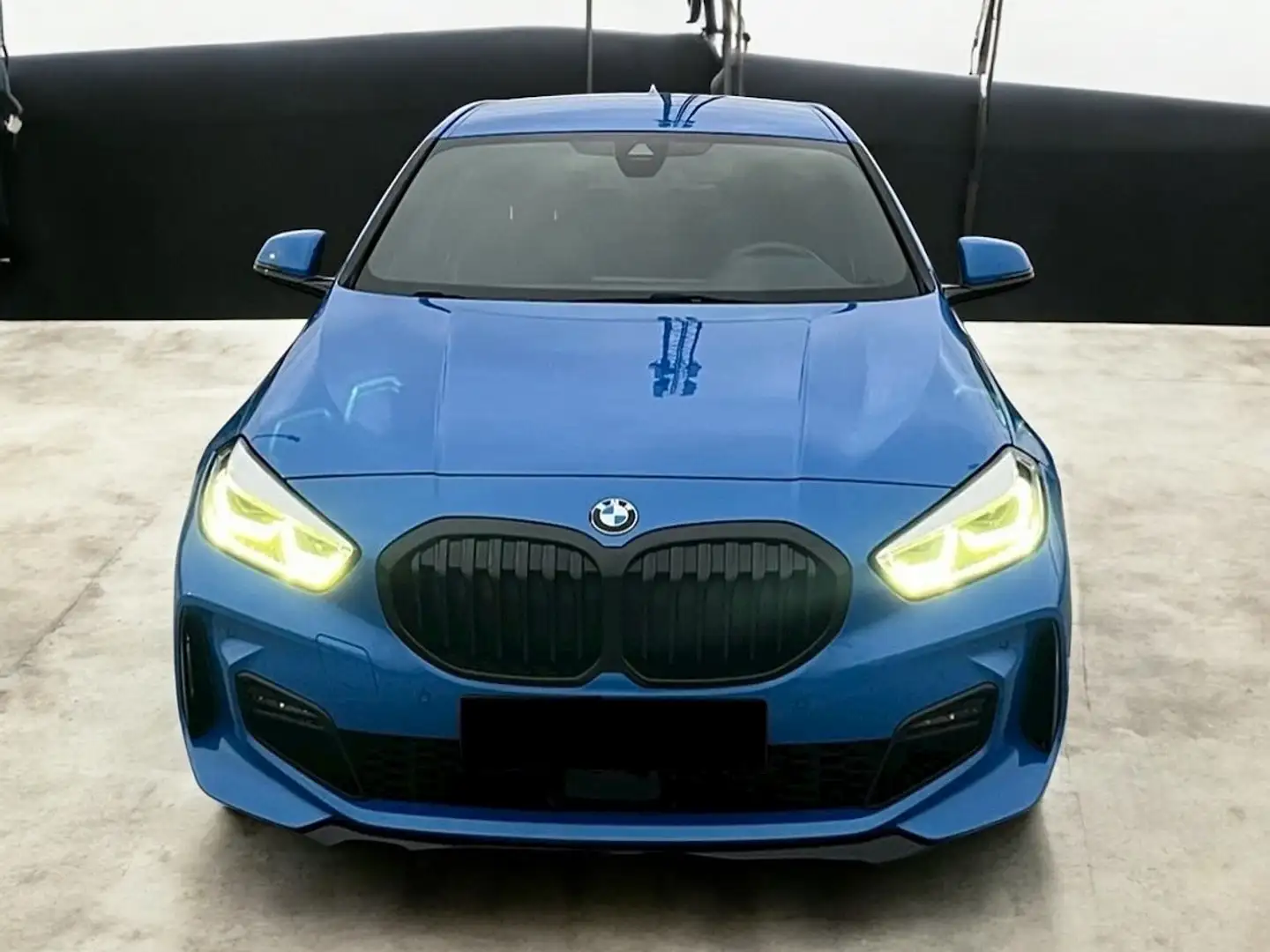 BMW 118 i 143CH M PACK // VIRTUAL COCPIT // LED // AUTO Blau - 2