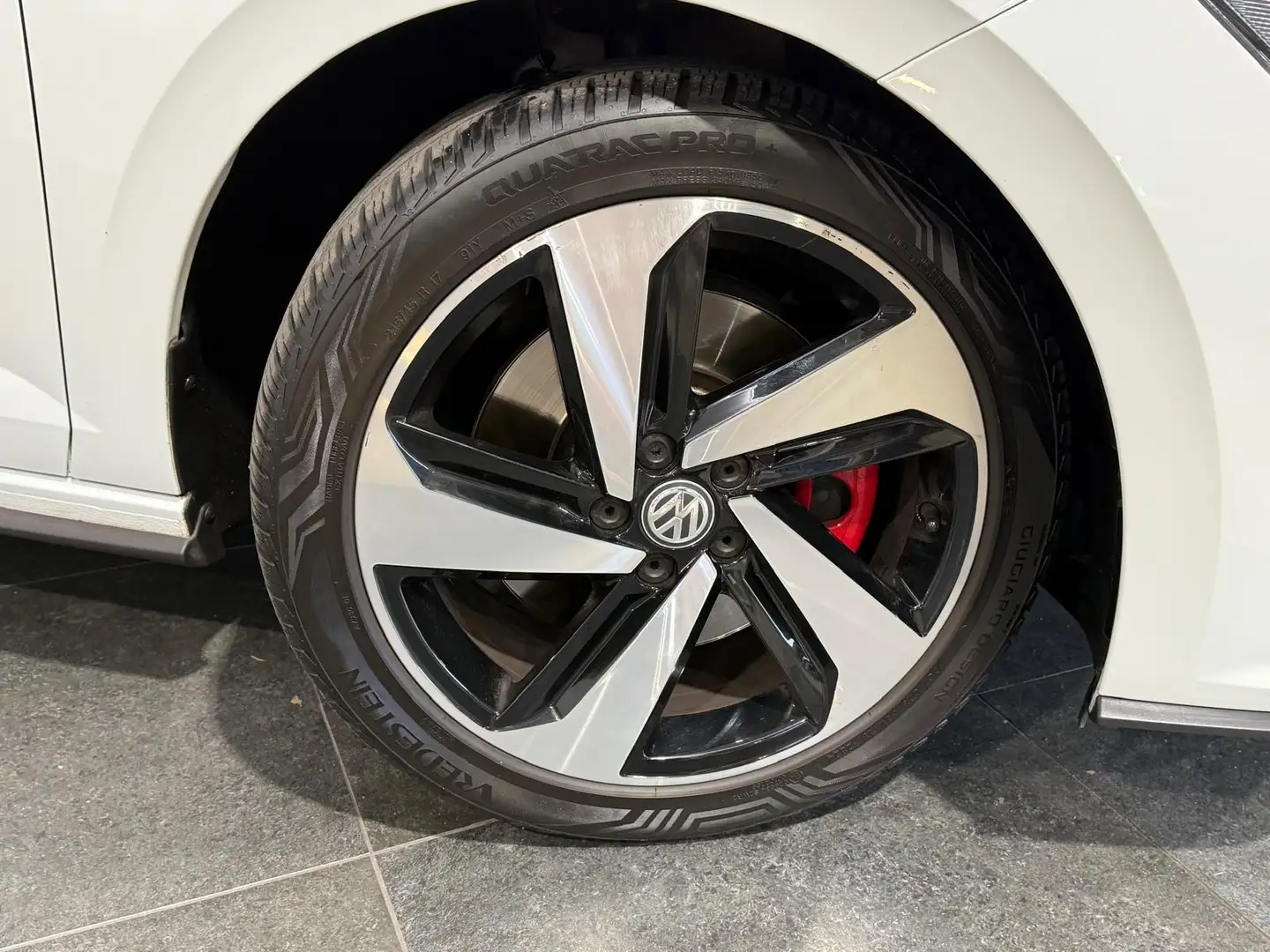 Volkswagen Polo GTI 2.0 TSI 200pk 6-DSG lichtmetaal velgen/navigatie / Weiß - 2