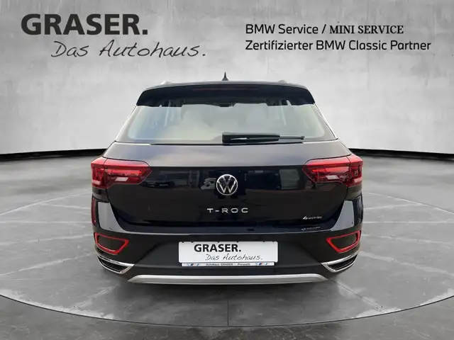 Volkswagen T-Roc view 6