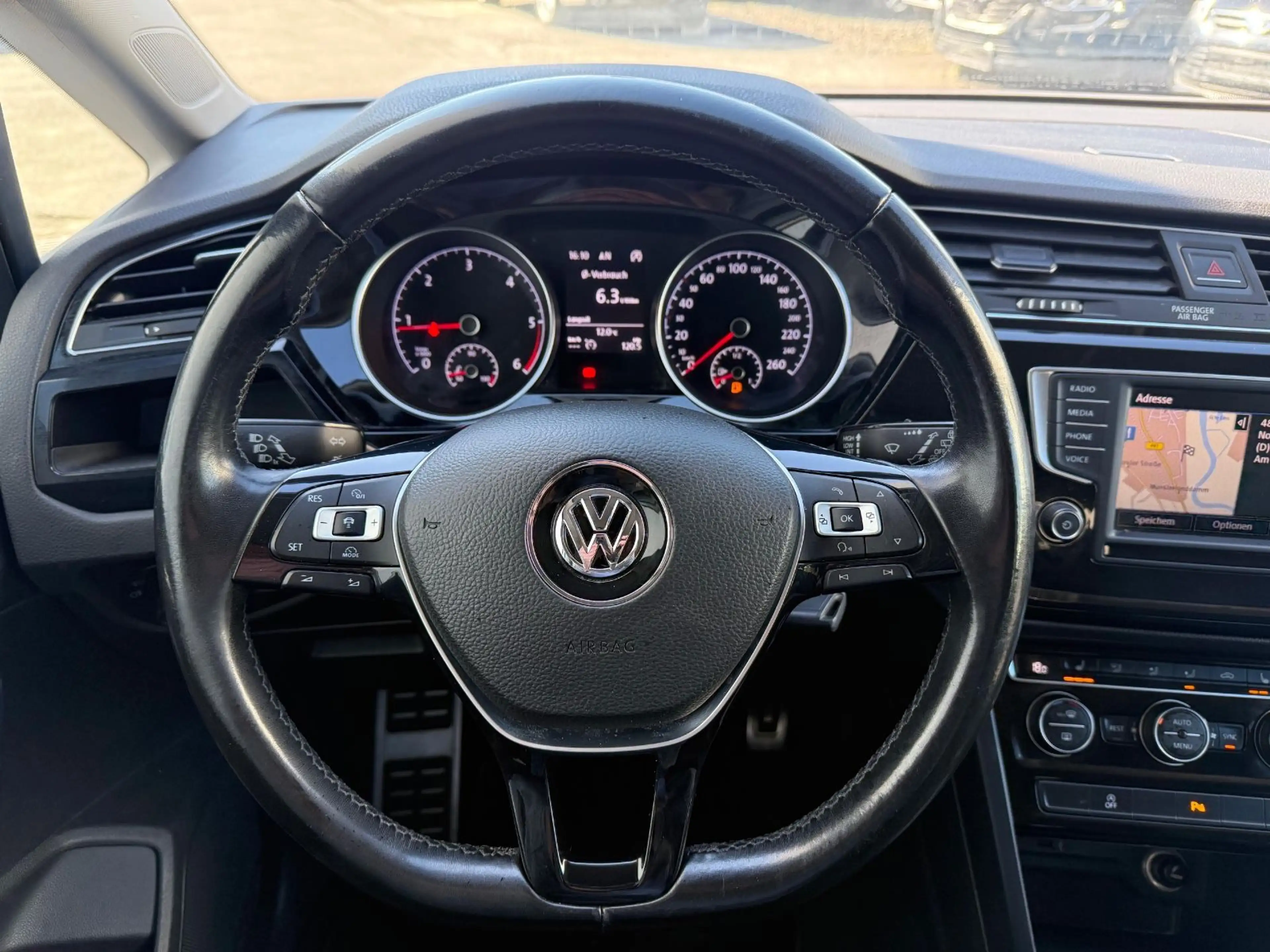 Volkswagen Touran Sound 1.Hand*7Sitzer*Navi*AHK — photo 11