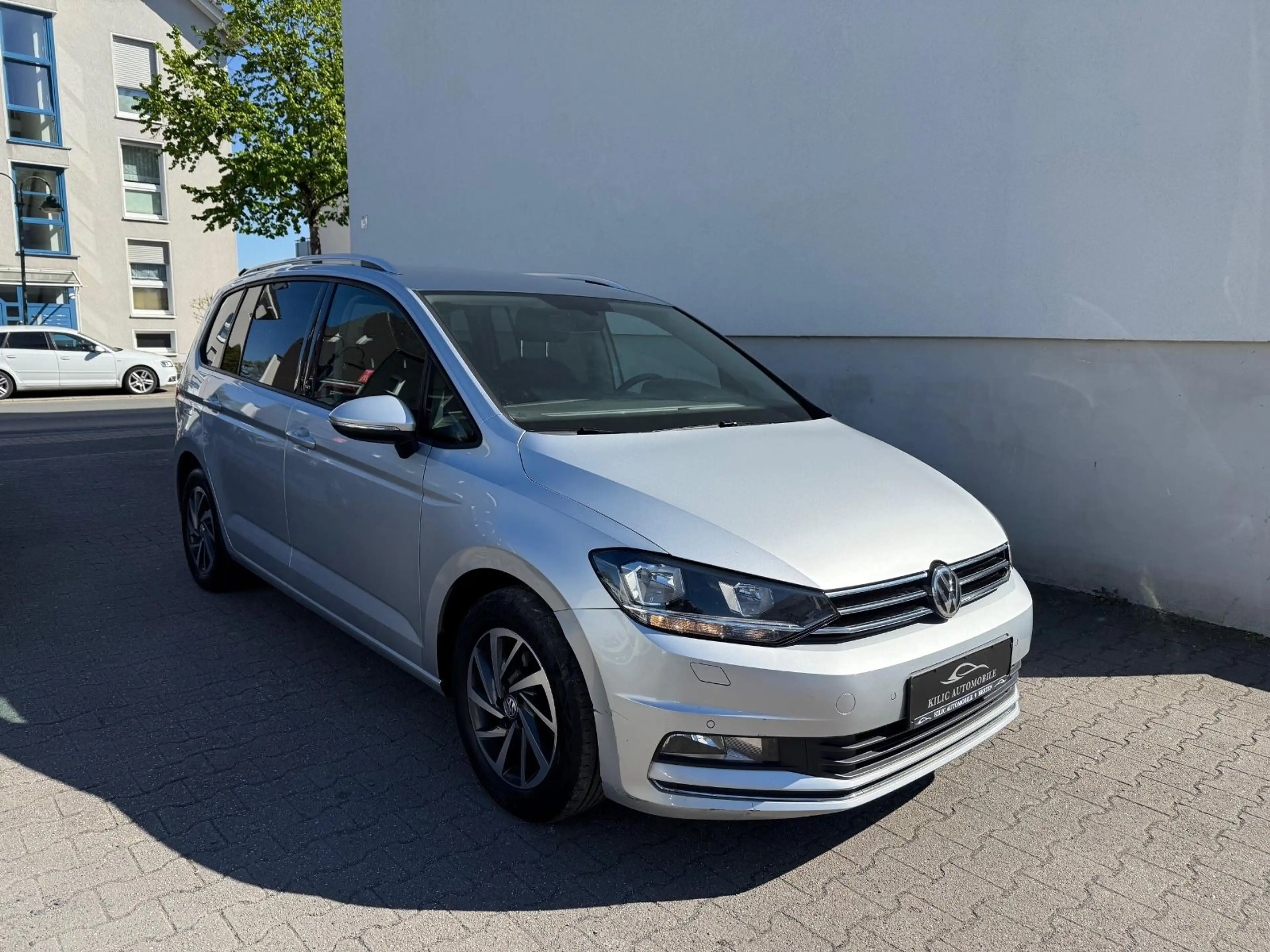Volkswagen Touran Sound 1.Hand*7Sitzer*Navi*AHK — photo 4