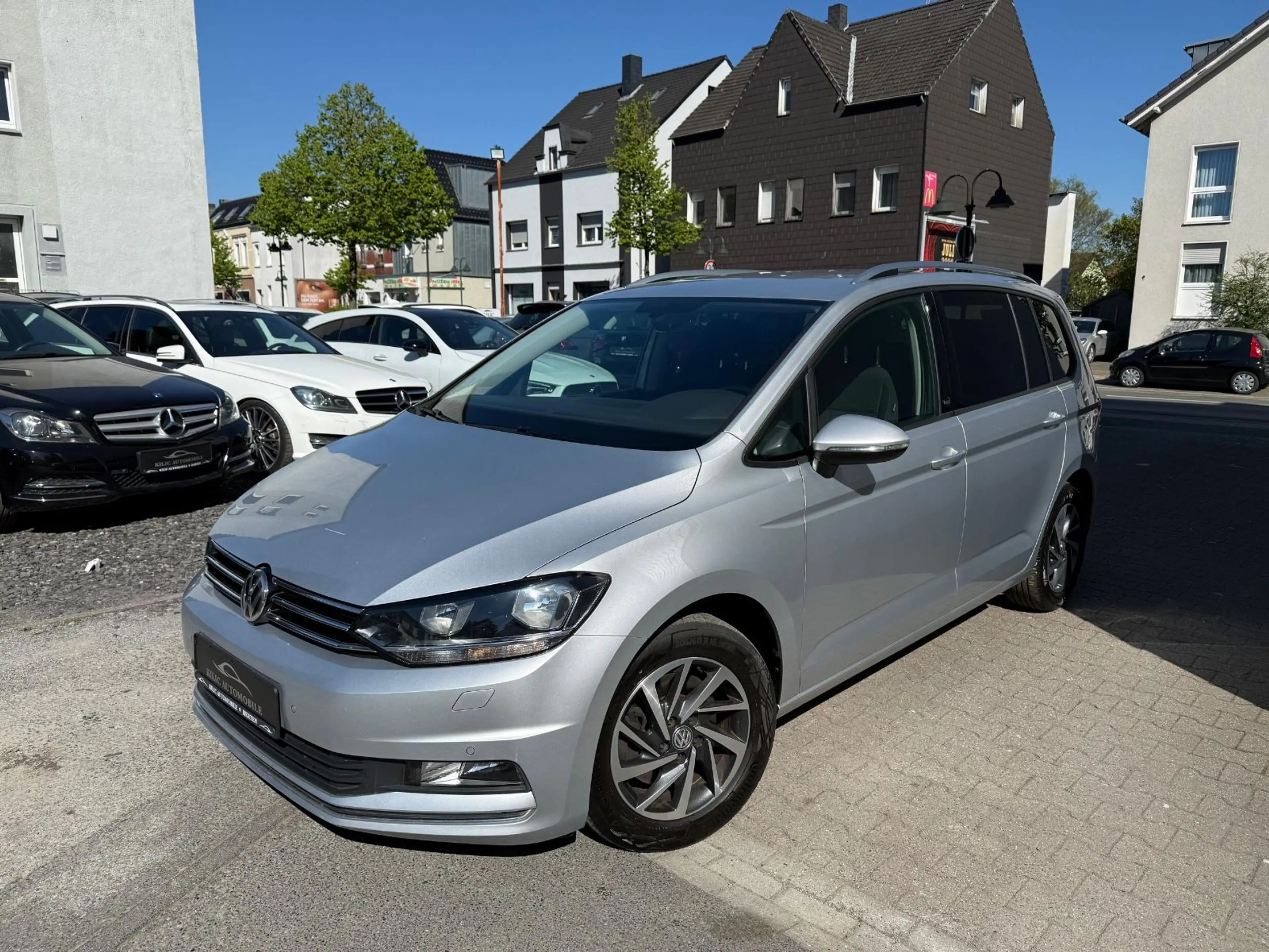 Volkswagen Touran Sound 1.Hand*7Sitzer*Navi*AHK — photo 2
