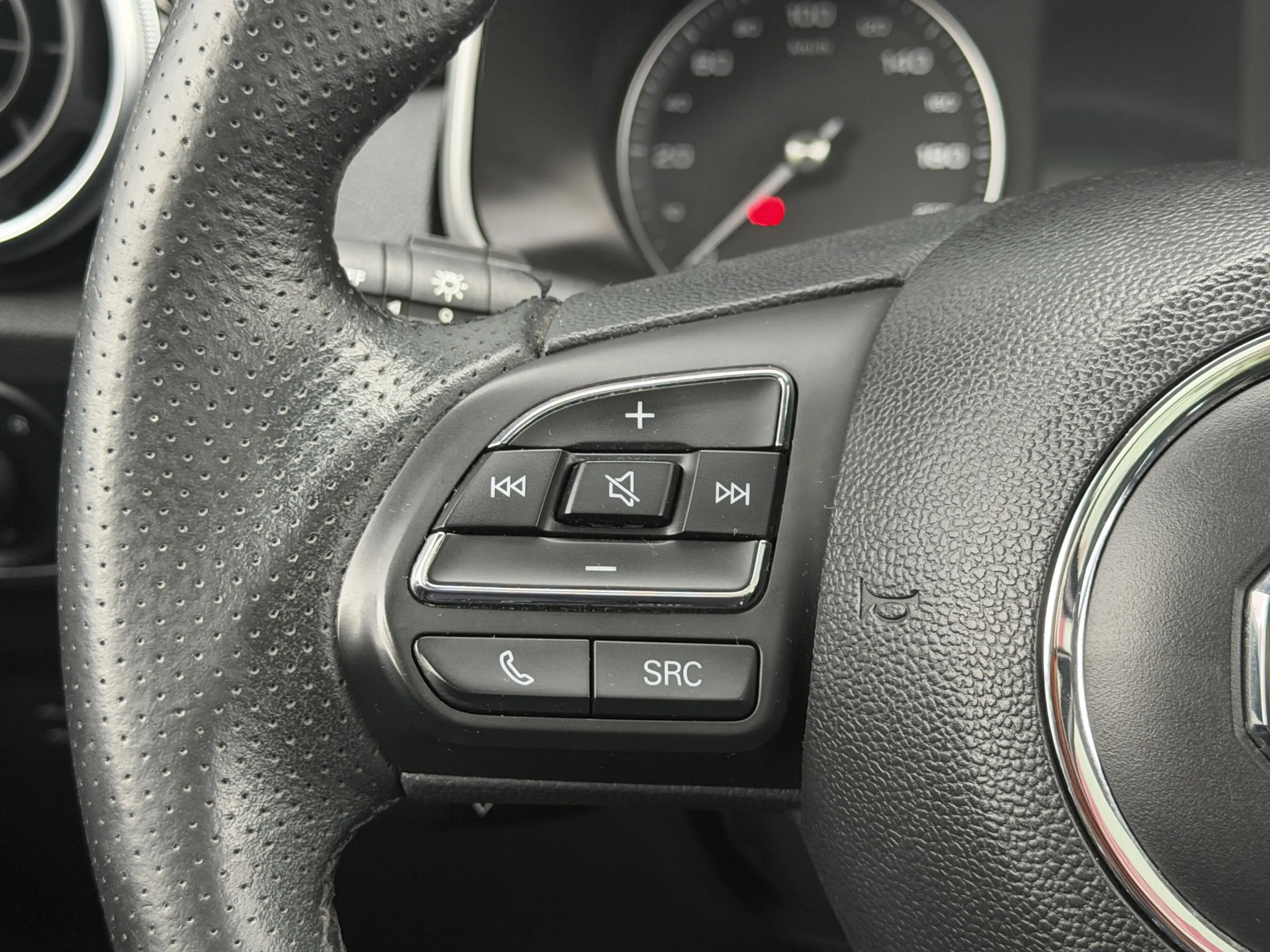 MG ZS MG BWJ 12-2020 | EV 150PK Luxury 45 kWh | LEER | P — photo 8
