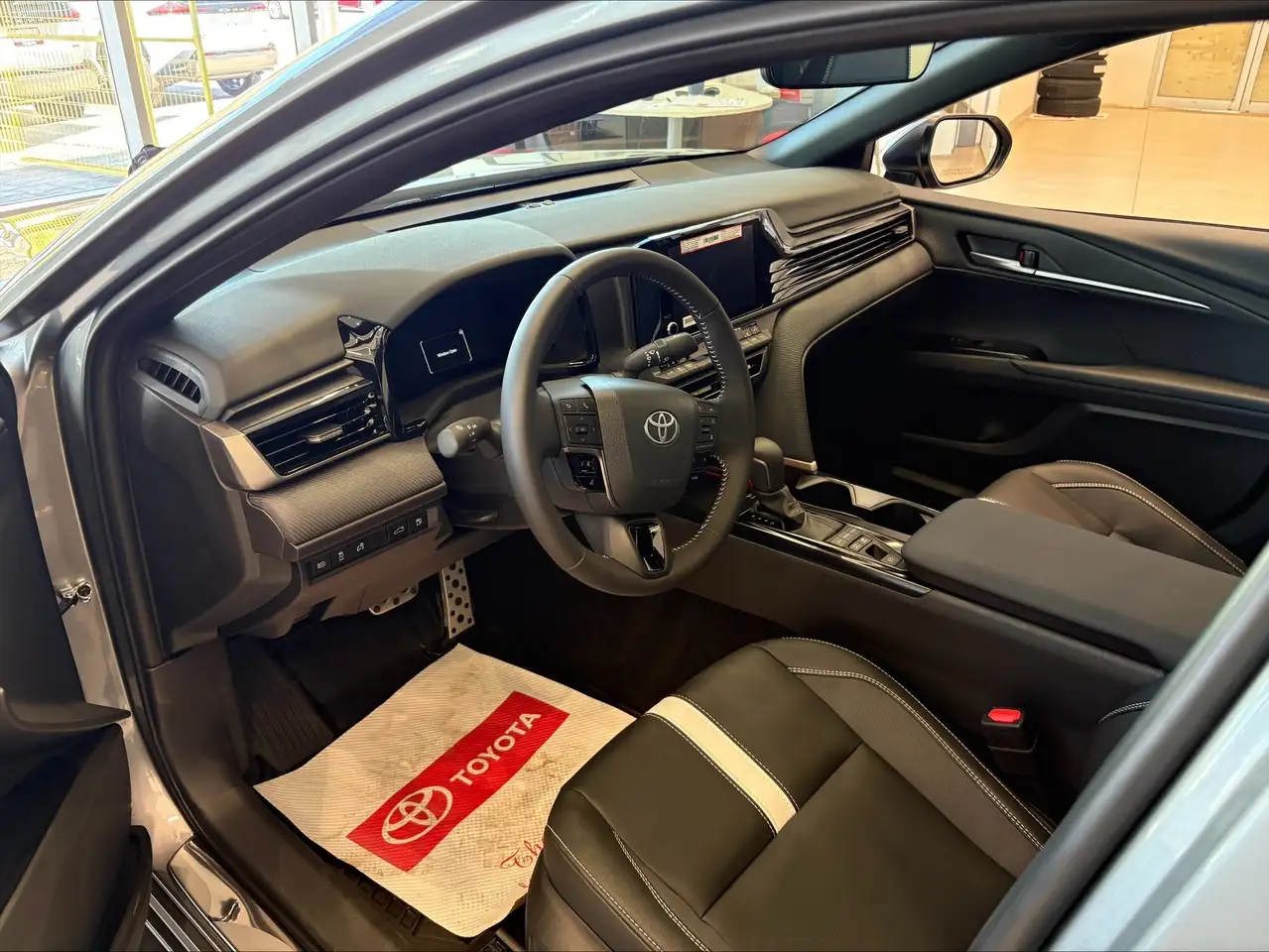 Toyota Camry снимка Toyota Camry