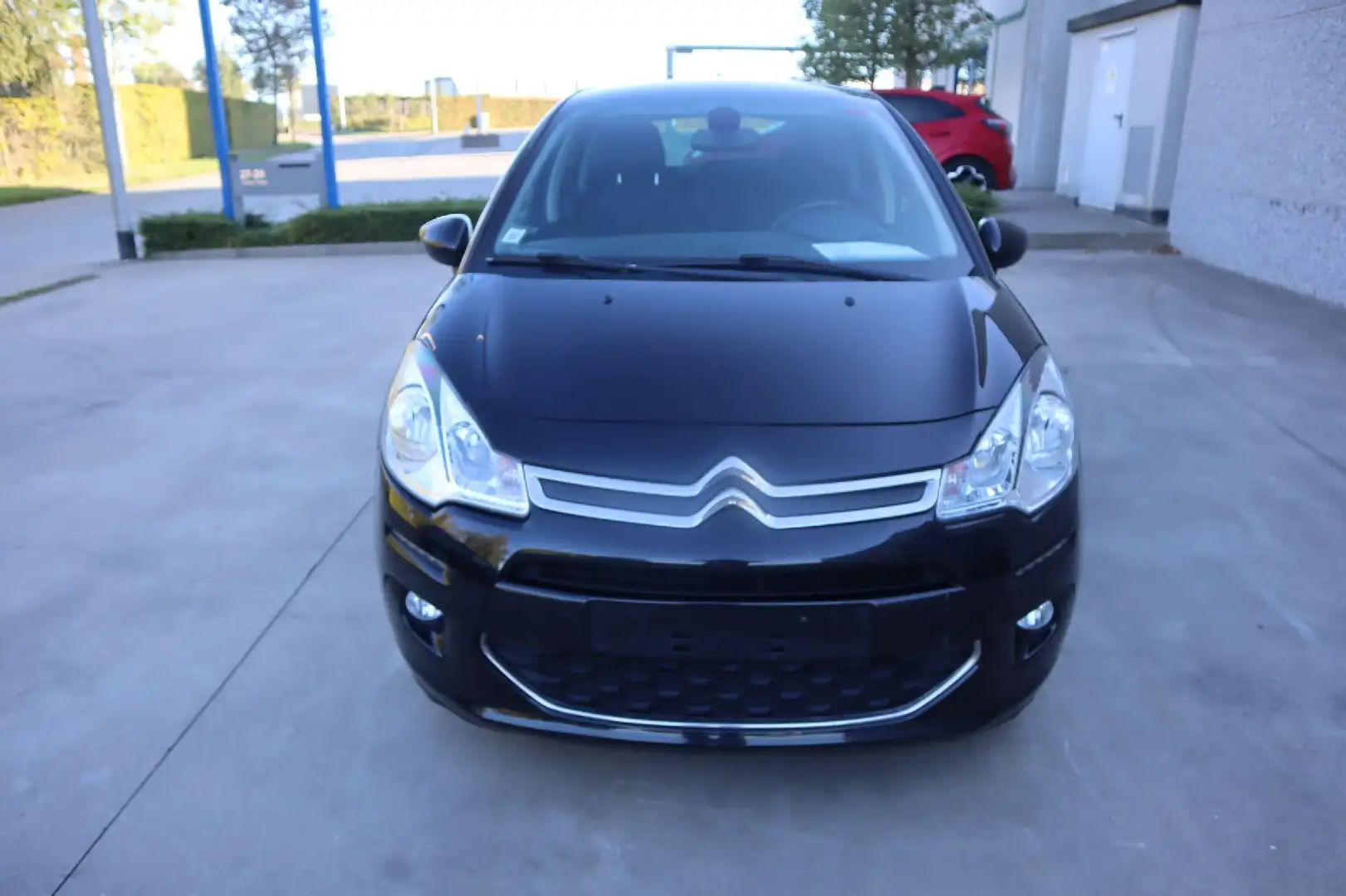 Citroen C3 1.2 Benz Zwart - 2