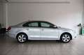 Volkswagen Jetta VI Comfortline Navi PDC Tempomat Klimaaut. Silver - thumbnail 2
