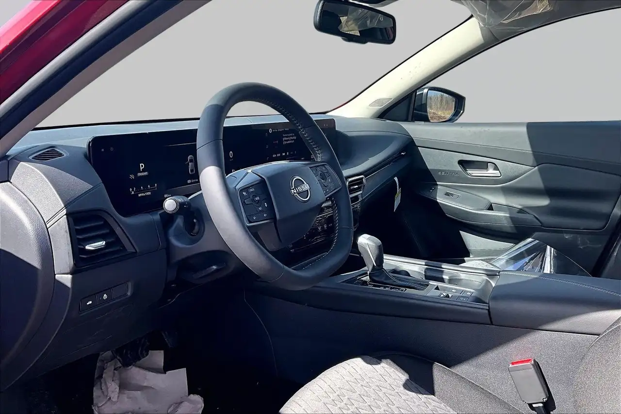 Nissan Sentra снимка Nissan Sentra