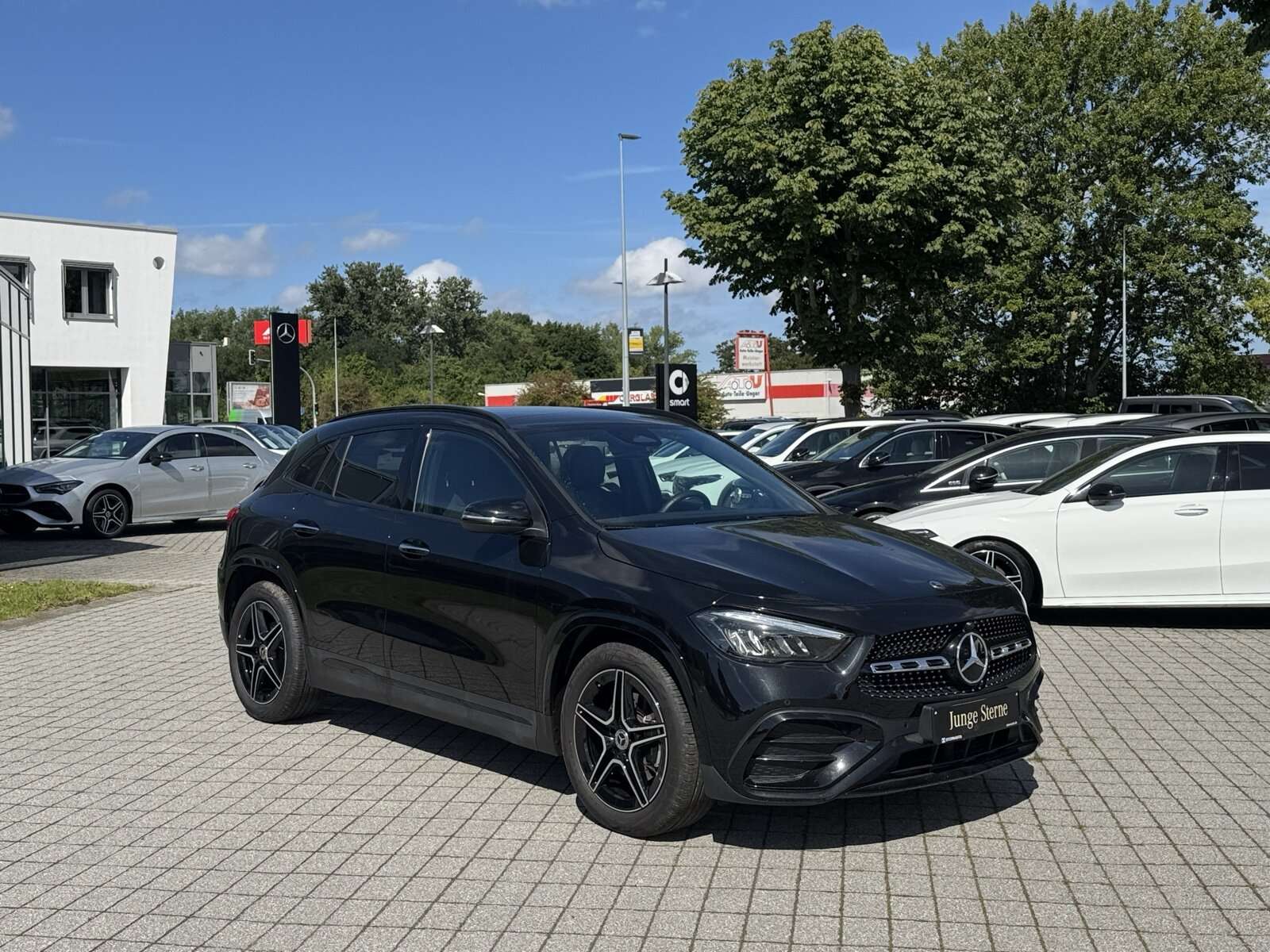 Mercedes-Benz GLA 180
