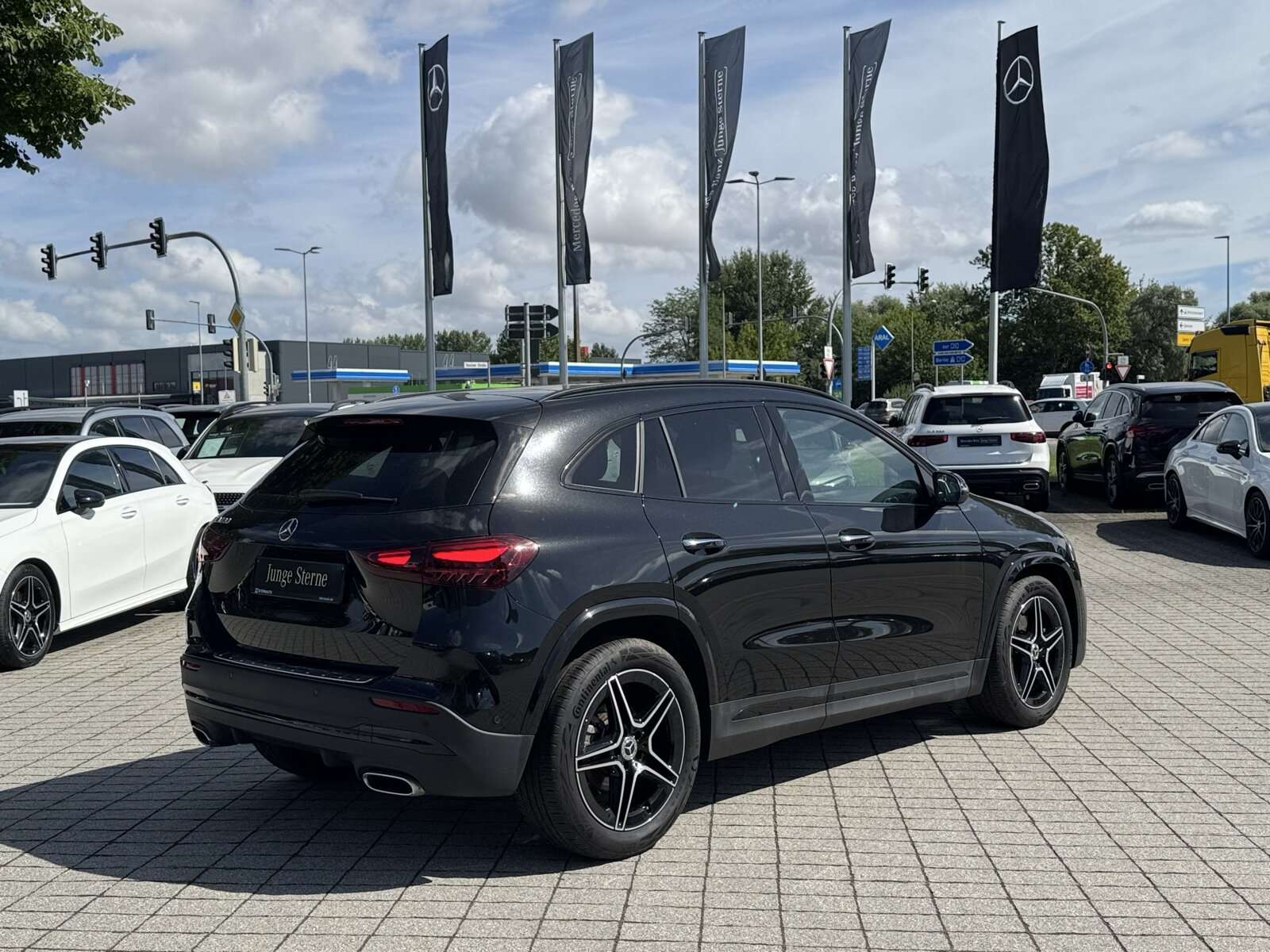 Mercedes-Benz GLA 180