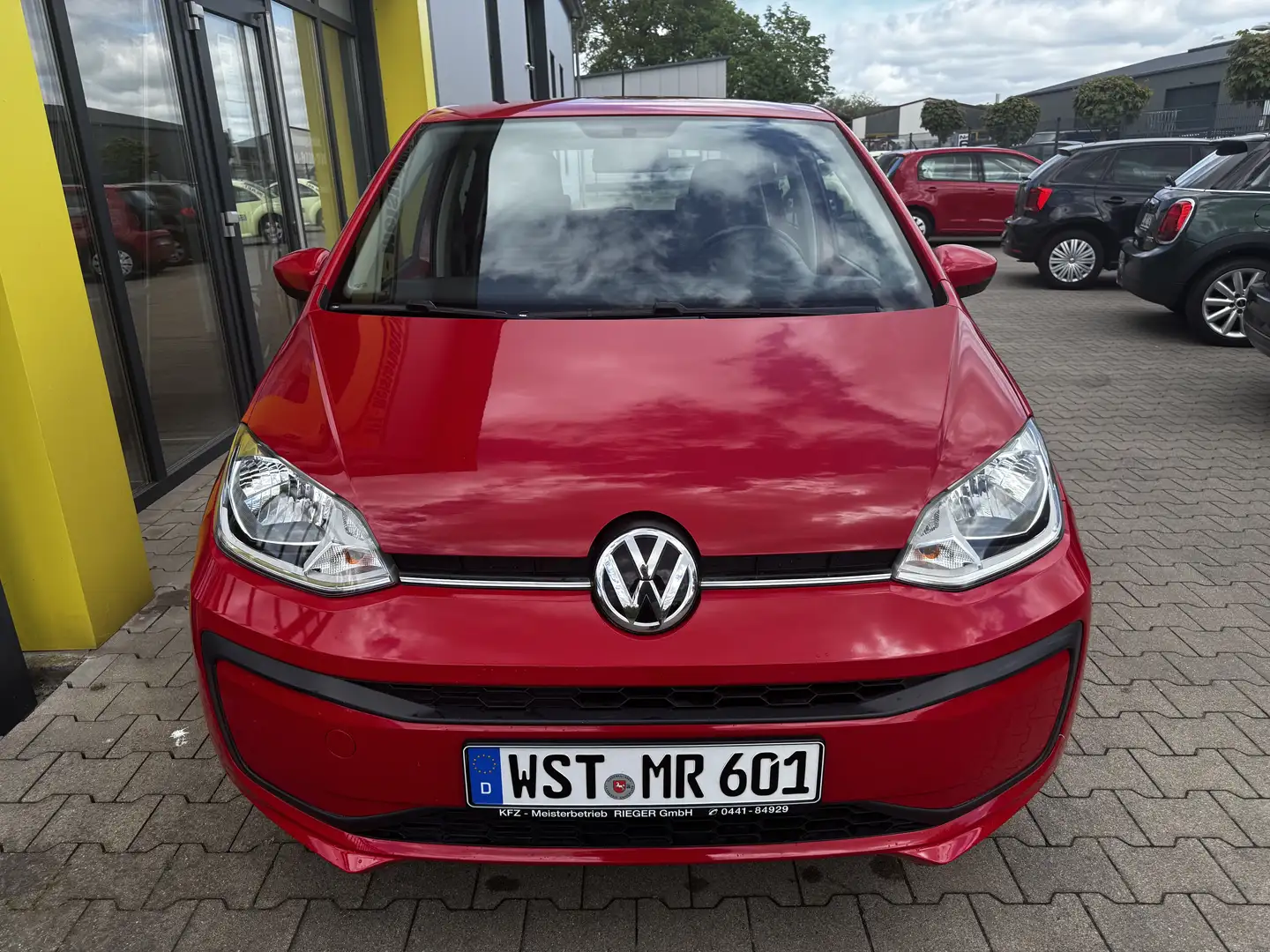 Volkswagen up! Rojo - 2