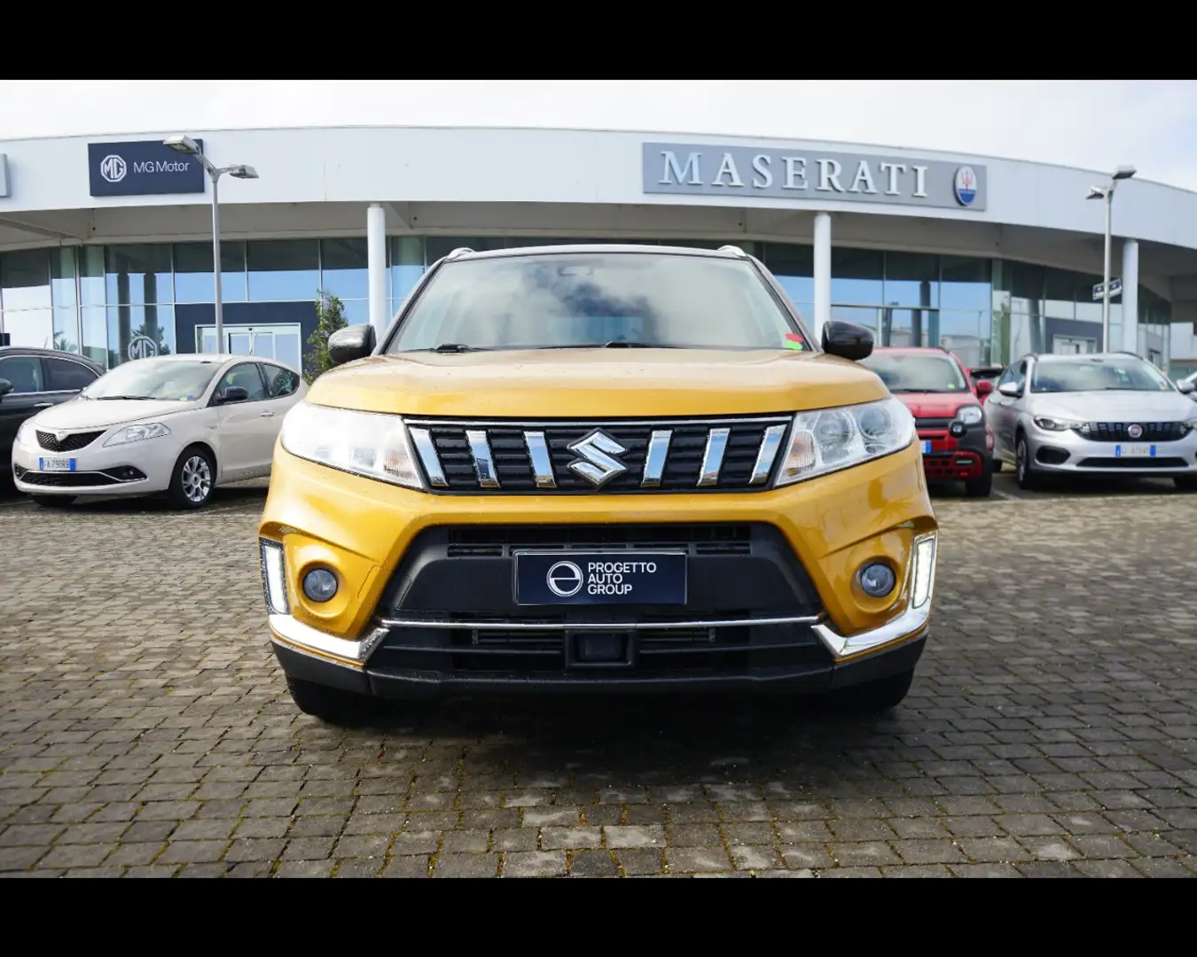 Suzuki Vitara 1.0 boosterjet Starview 4wd allgrip Orange - 2