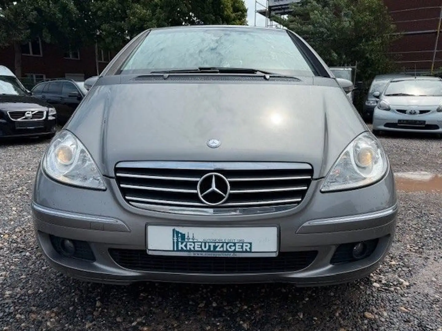 Mercedes-Benz A 200 Avantgarde Grau - 2
