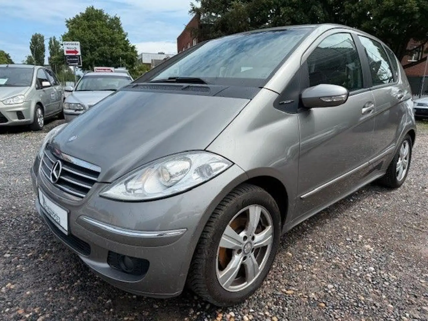 Mercedes-Benz A 200 Avantgarde Grau - 1