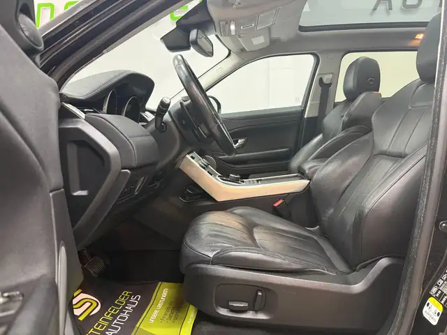 Land Rover Range Rover Evoque view 11