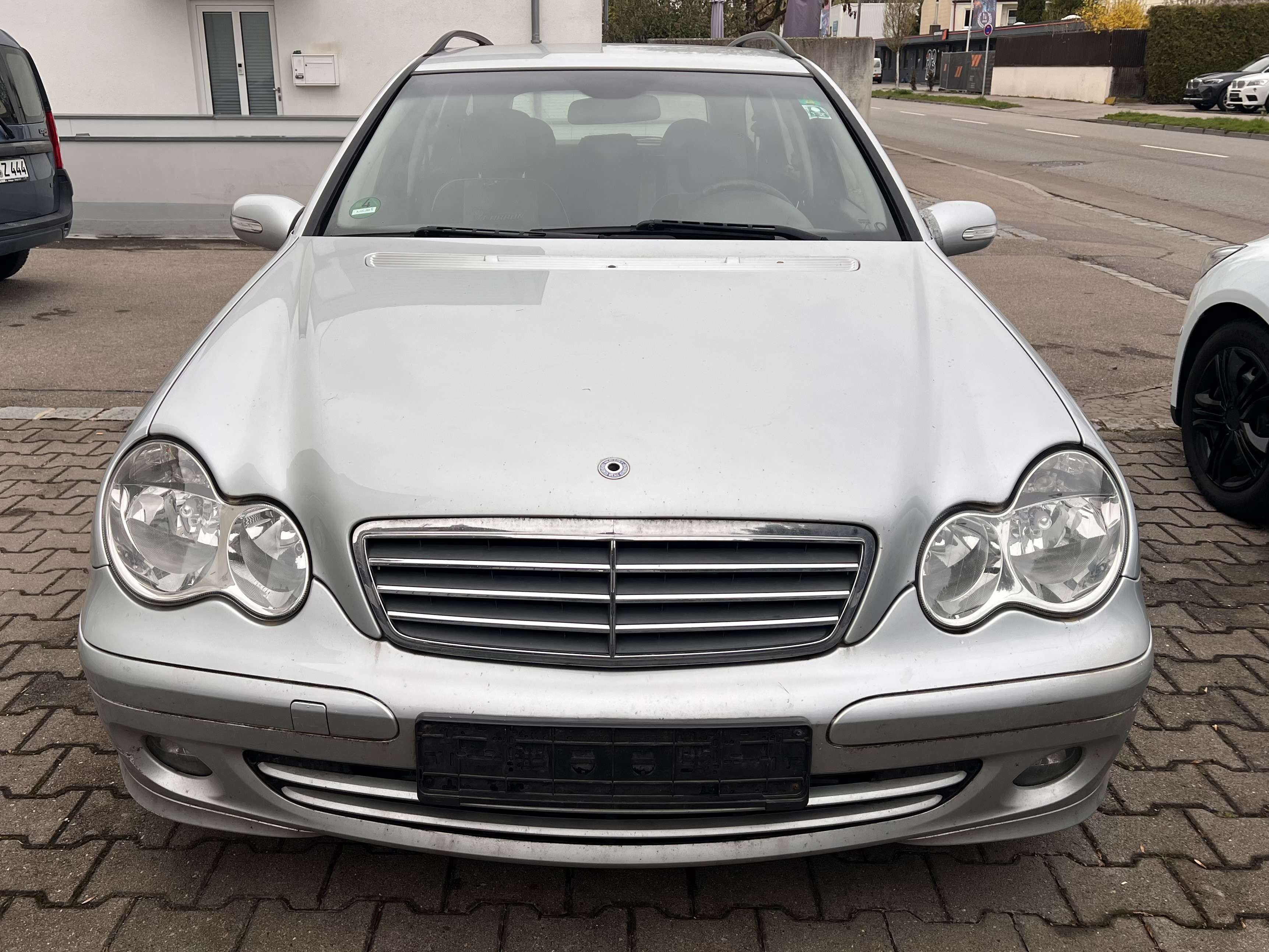 Second hand Mercedes Benz C-Class 
