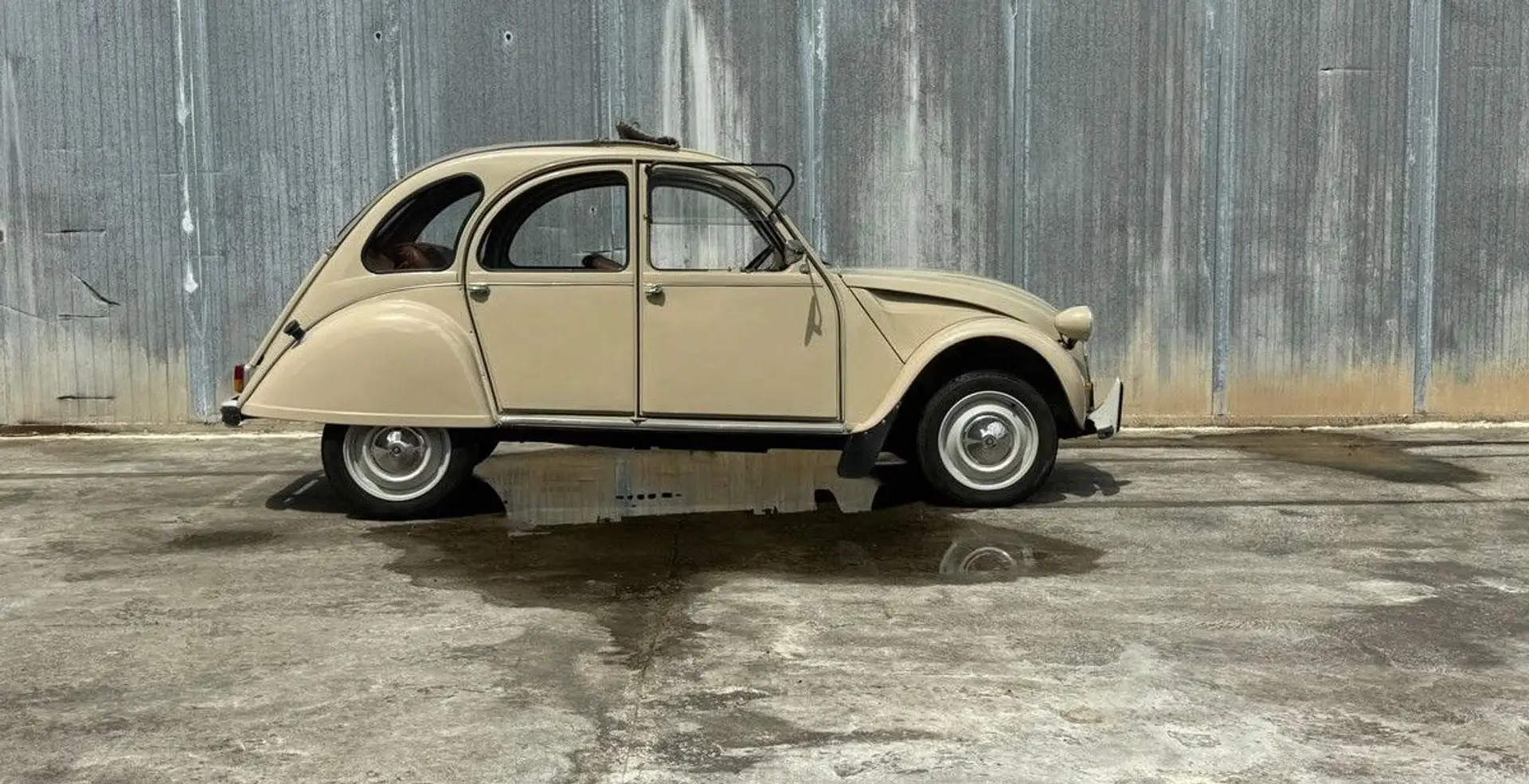 Citroen 2CV 2 CV 6 1975 Beige - 2
