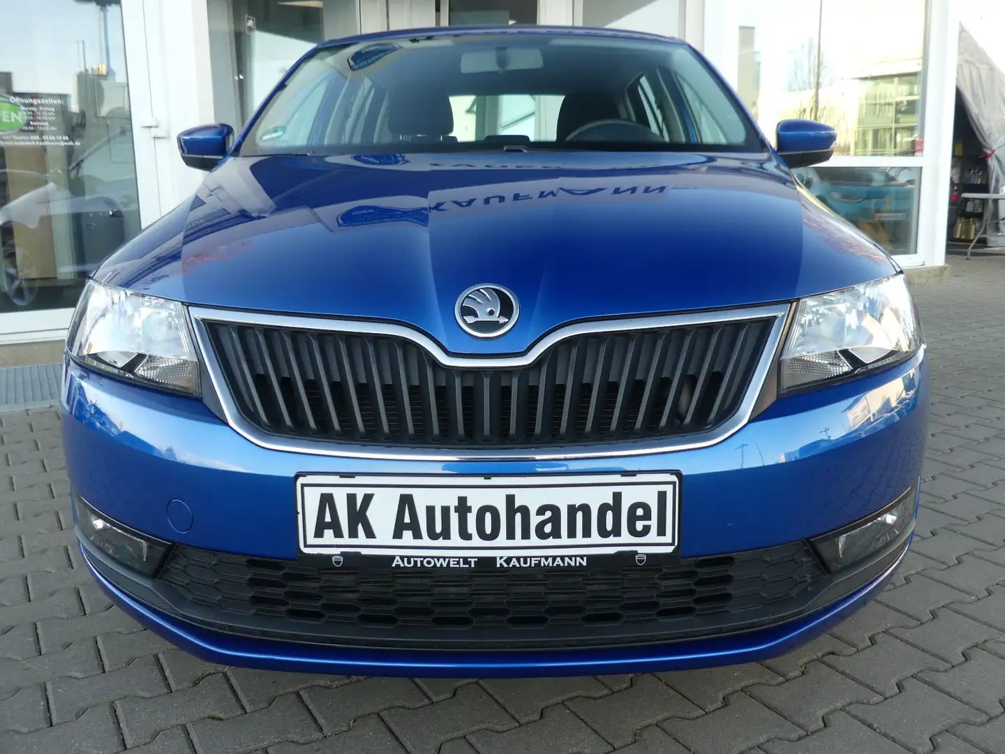Skoda Rapid/Spaceback Spaceback Cool Edition PDC Klima Blau - 2