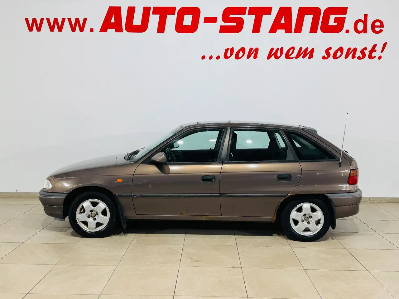 Opel Astra 1.6 *WENIG KILOMETER+AHK+SCHMUTZFÄNGER*, foto 3