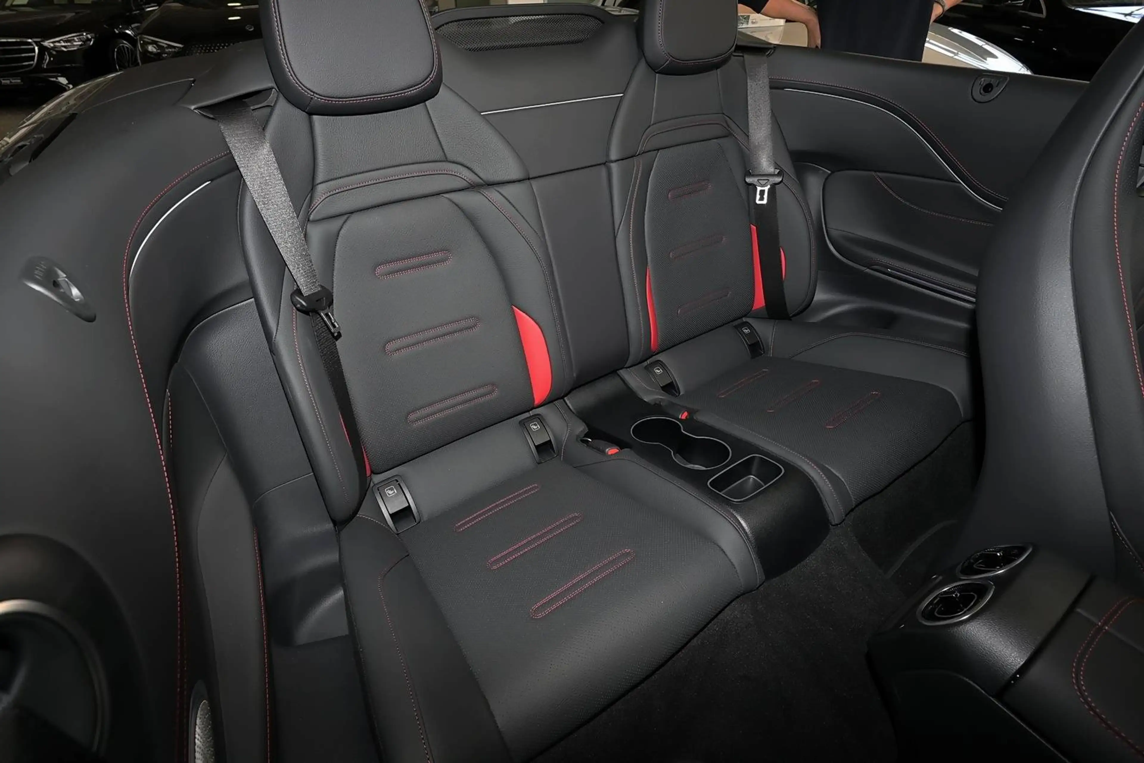 Mercedes-Benz CLE 53 AMG 4M+ Cabrio MBUX+360°+DIG-LED+Standhzg — photo 6