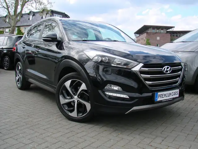 Hyundai TUCSON 2.0CRDi Premium 4WD Leder Tempomat Spurhalt