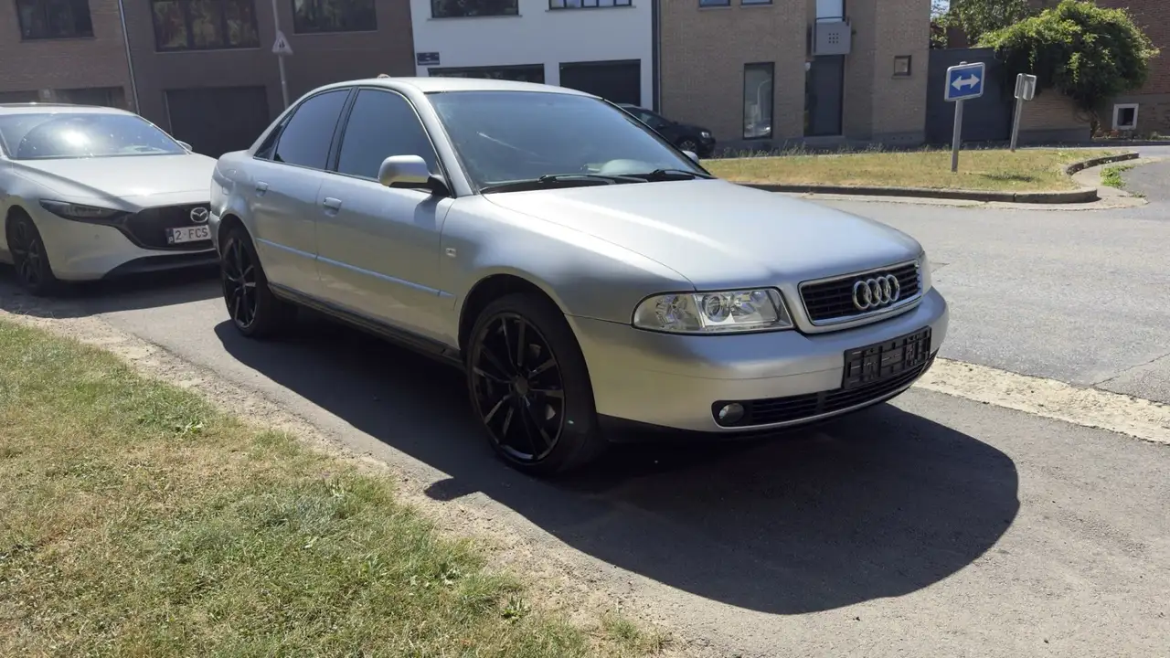 Audi A4 1.9 TDI, foto 1