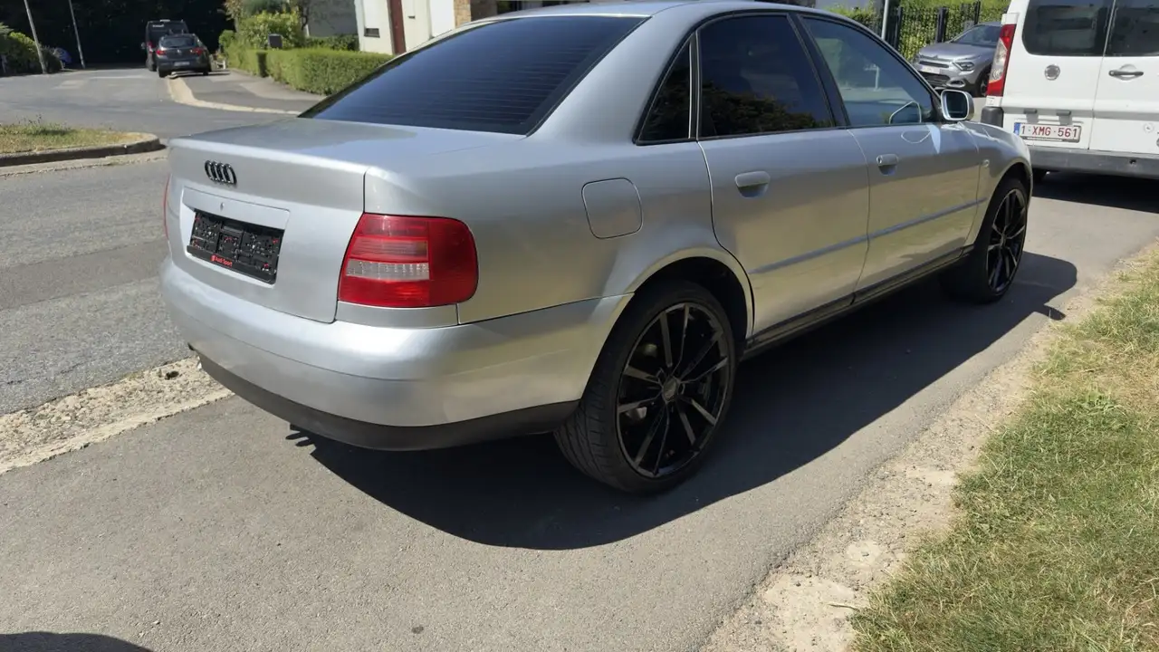 Audi A4 1.9 TDI, foto 3