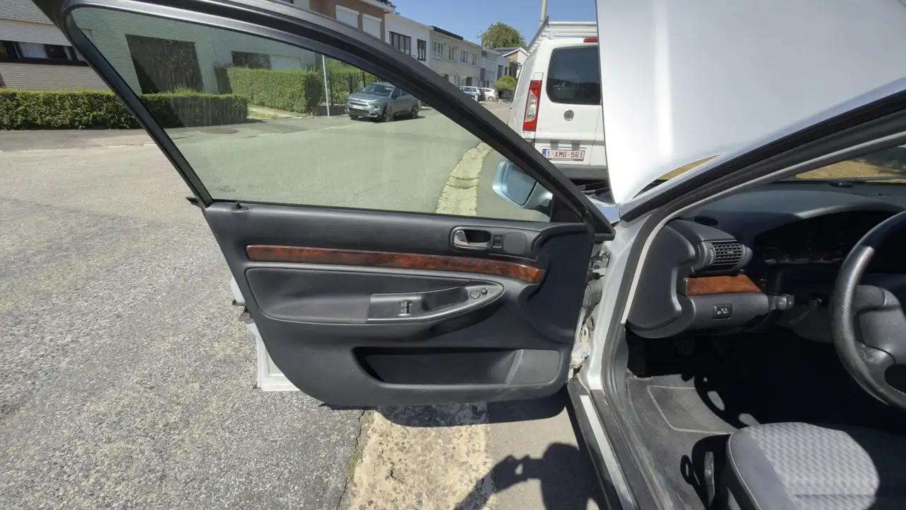 Audi A4 1.9 TDI, foto 11
