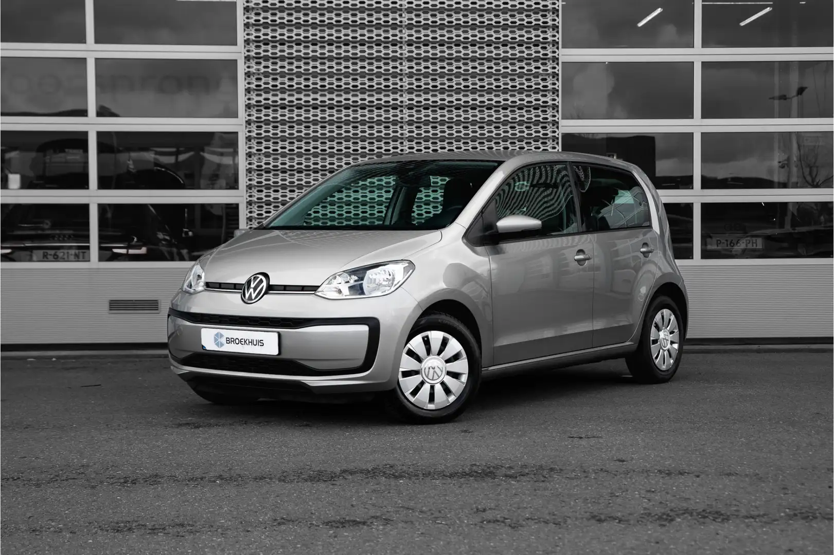 Volkswagen up! 1.0 | Cruise Controle | Camera | Climatronic | PDC Grijs - 1