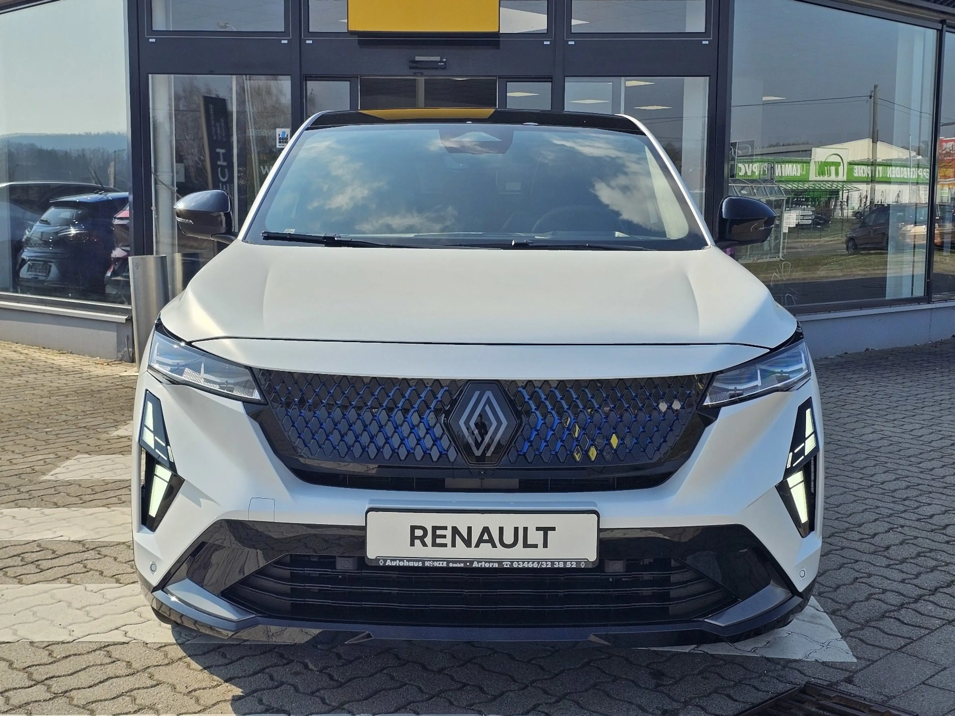 Renault Rafale Esprit Alpine E-Tech Full Hybrid 200 — photo 2