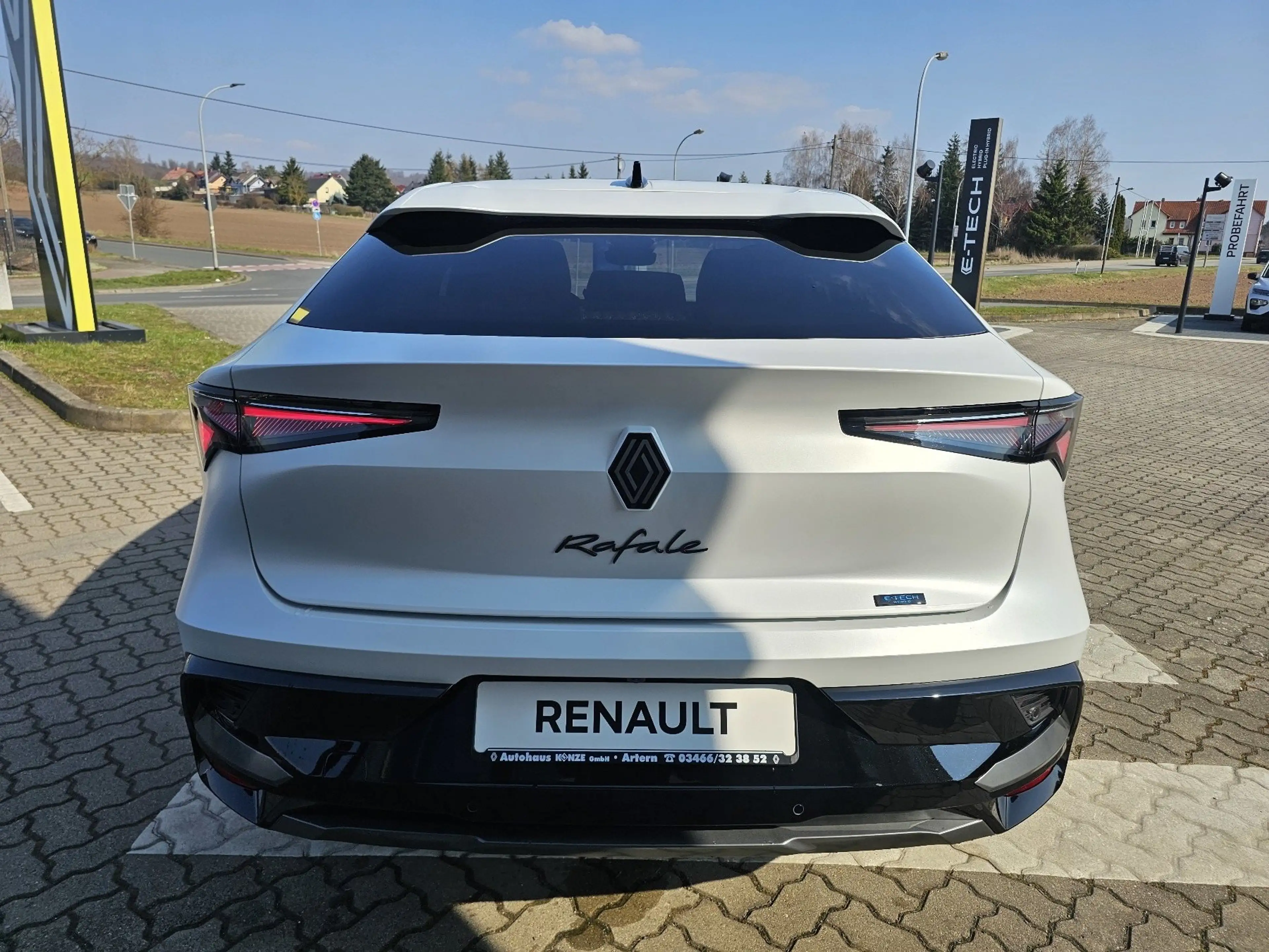 Renault Rafale Esprit Alpine E-Tech Full Hybrid 200 — photo 5